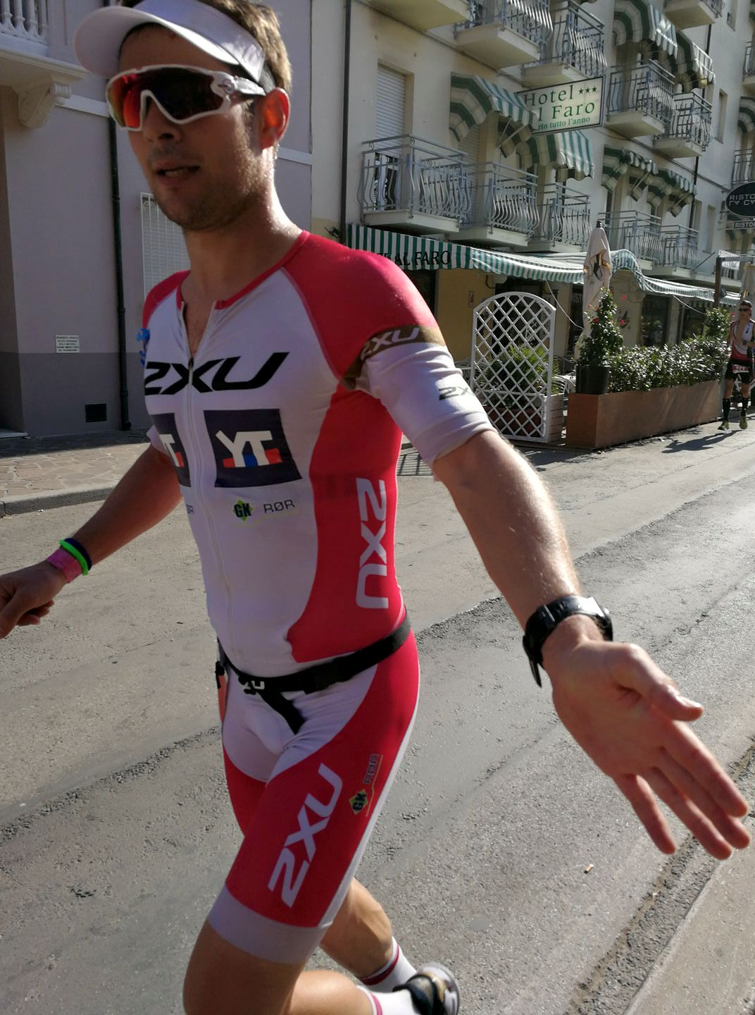 Per Arne løper i Ironman Italia