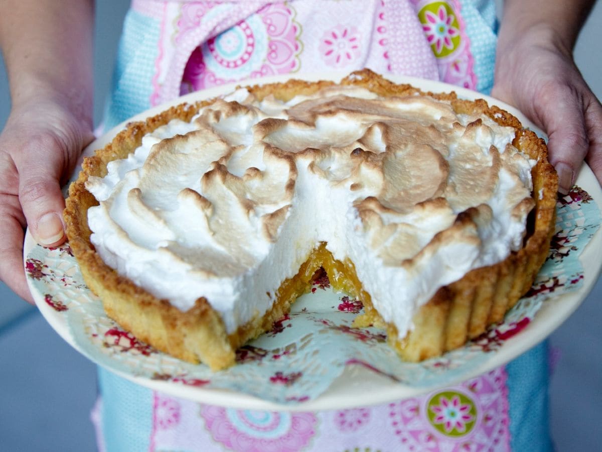 Sitronpai (lemon pie)