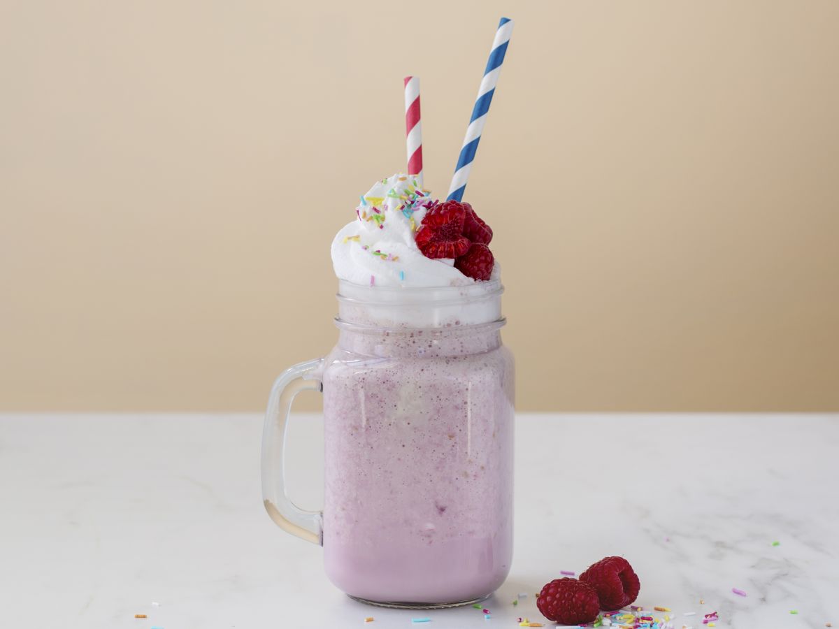 Frossen bringebærshake