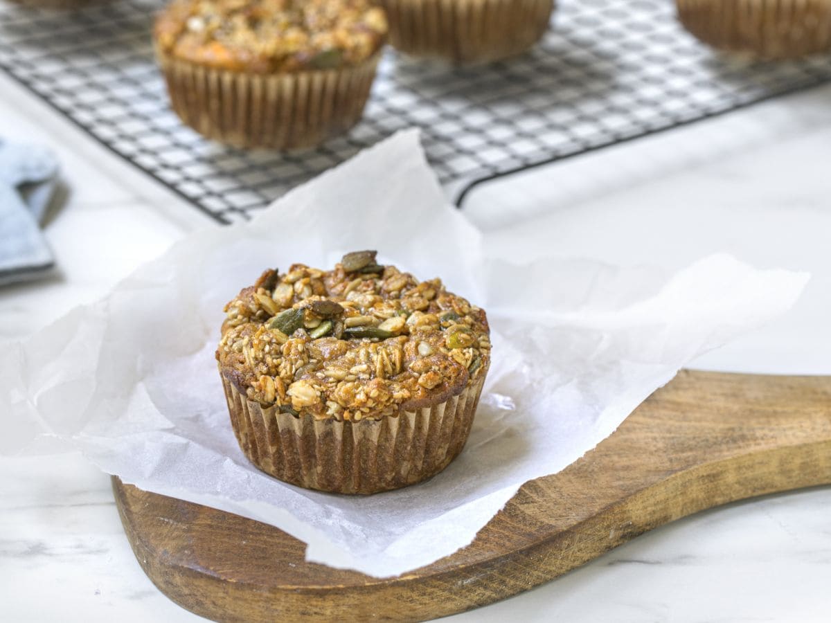 Turmuffins med havregryn, eple og gulrot