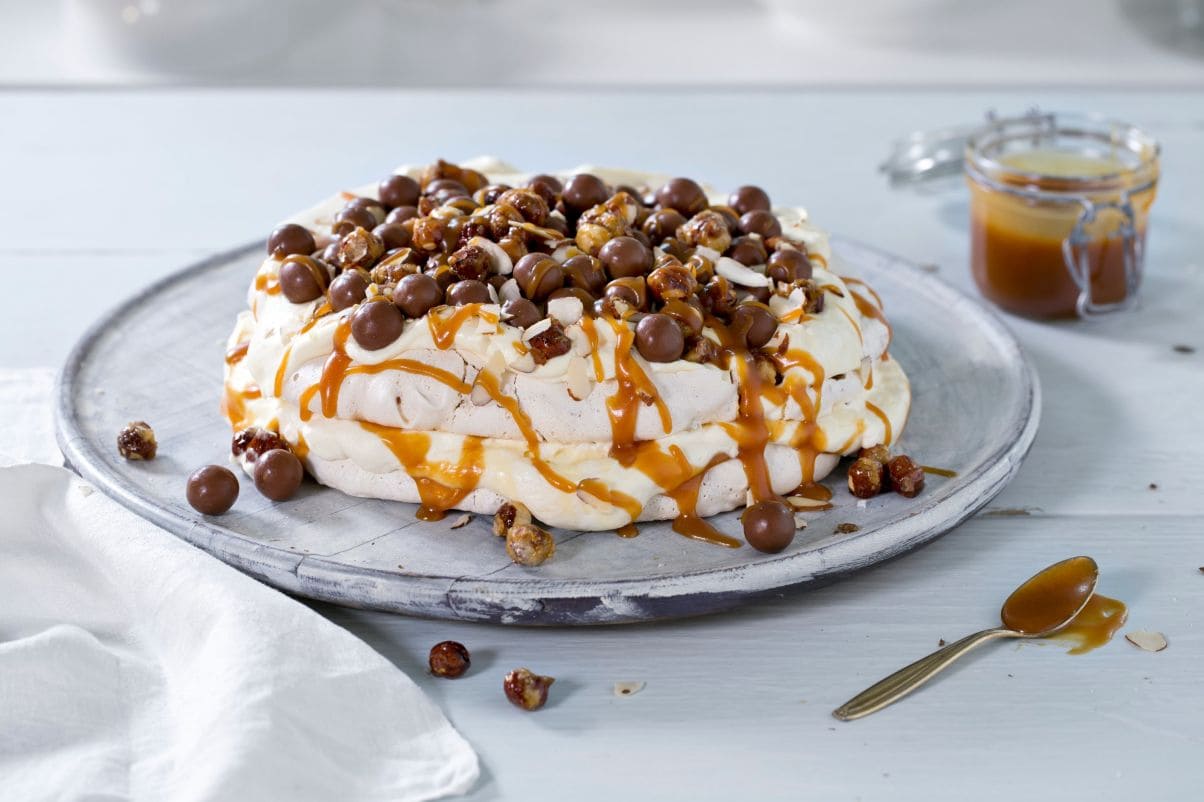 Pavlova med nøtter