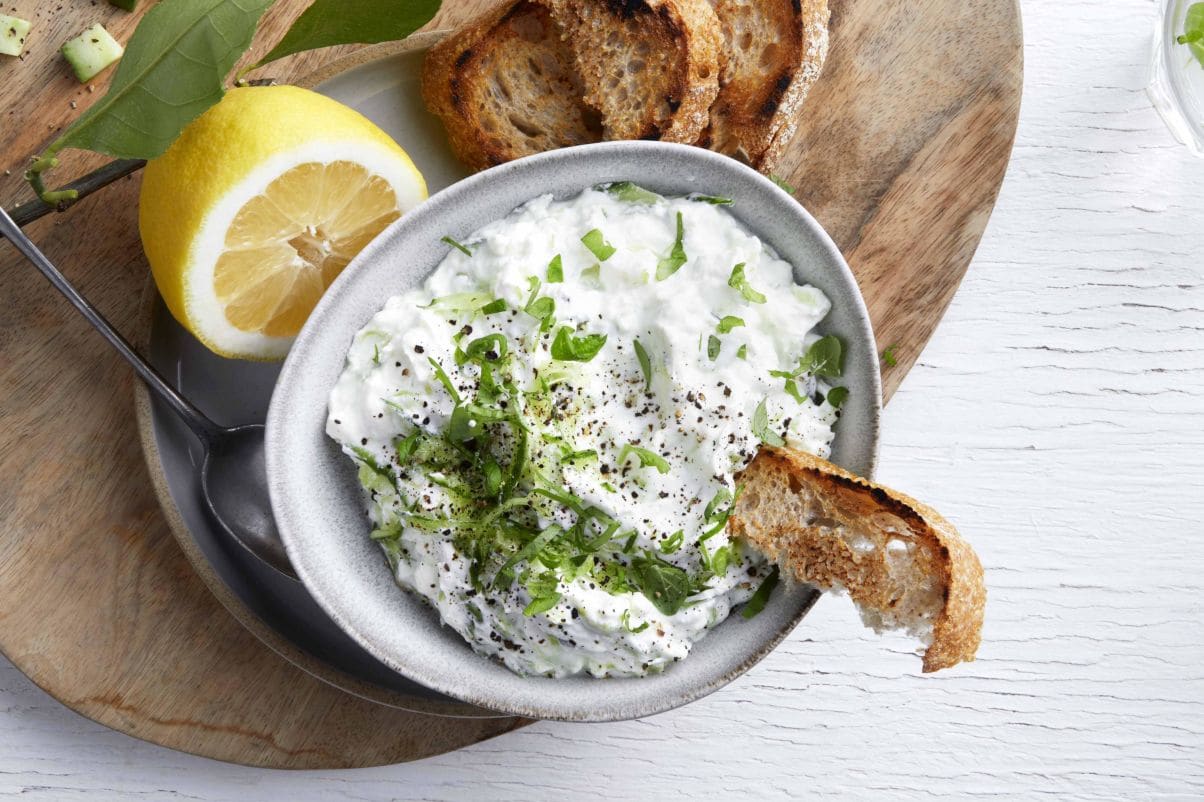 Tzatziki med TINE® Yoghurt Naturell Gresk Type