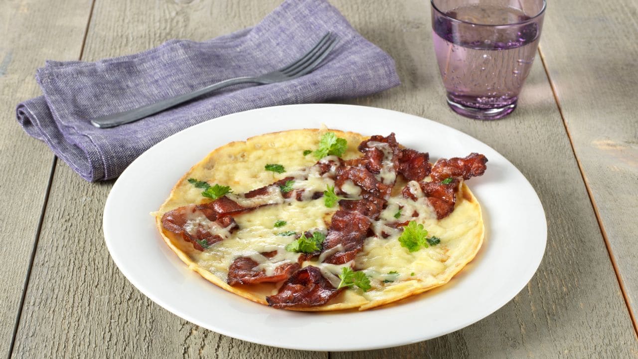 Pannekaker Med Bacon Oppskrift fra TINE Kjøkken