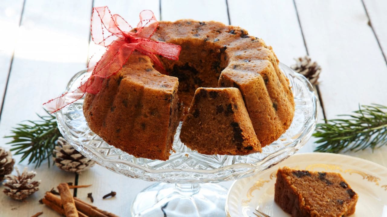 myk krydderkake med tyttebaer oppskrift fra tine kjokken