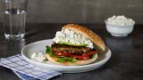 Hamburger med cottage cheese-dressing