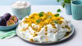 Pavlova med mango og pasjonsfrukt