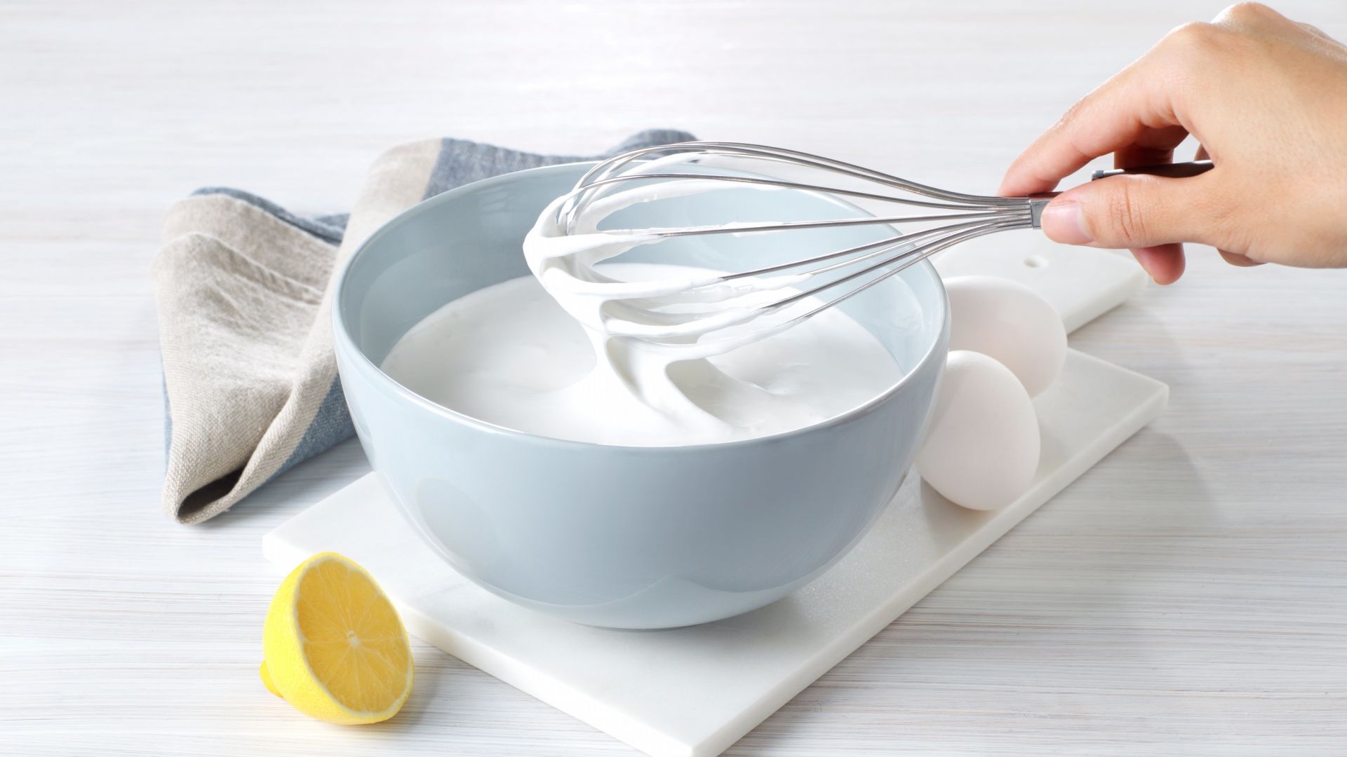 Melisglasur Oppskrift fra TINE Kjøkken