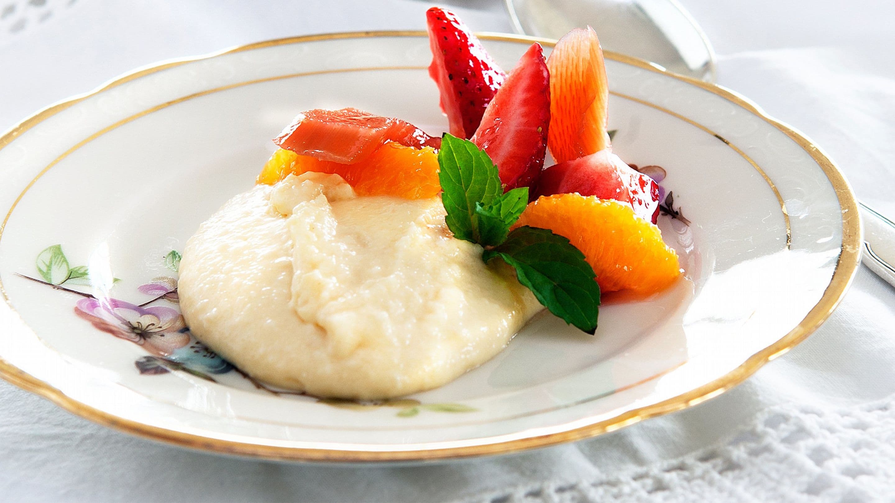 Hjemmelagd mandelkjernepudding