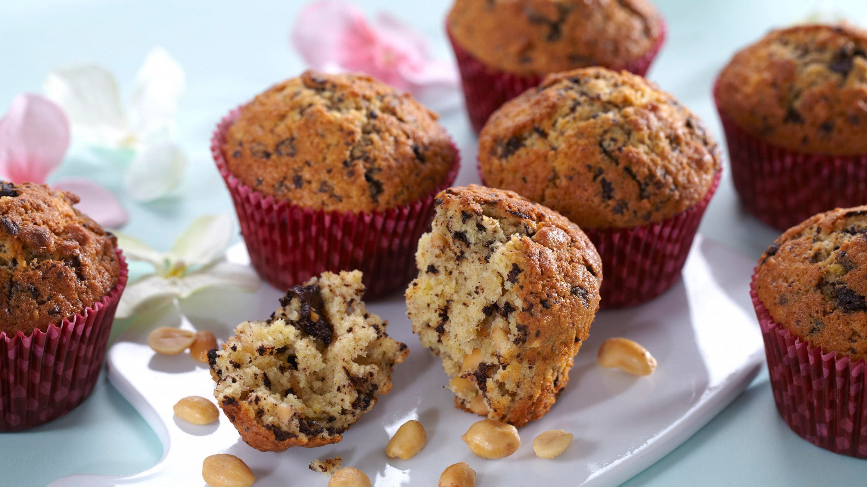Sjokolade- og peanøttmuffins
