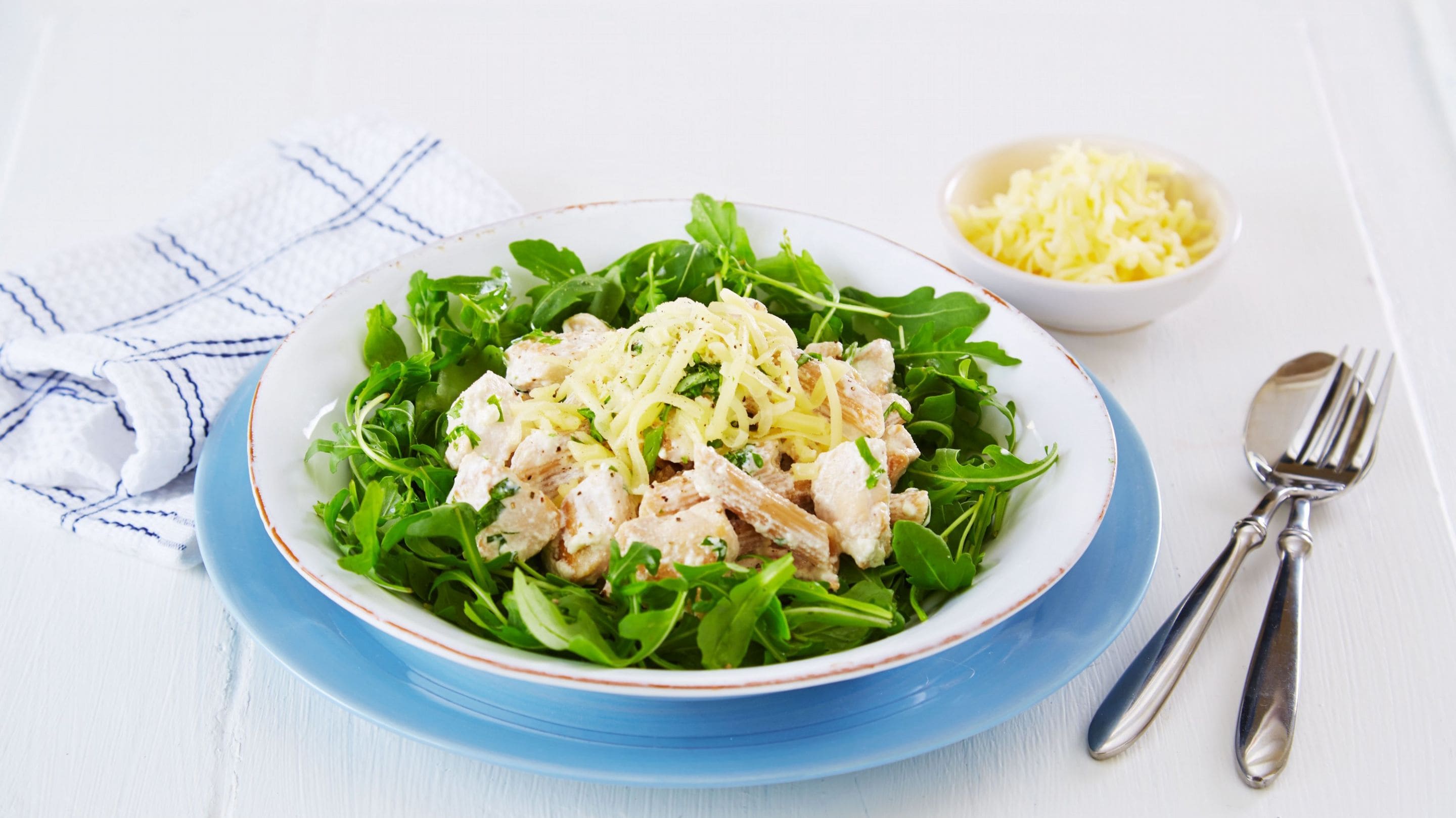 Urtepasta med kylling