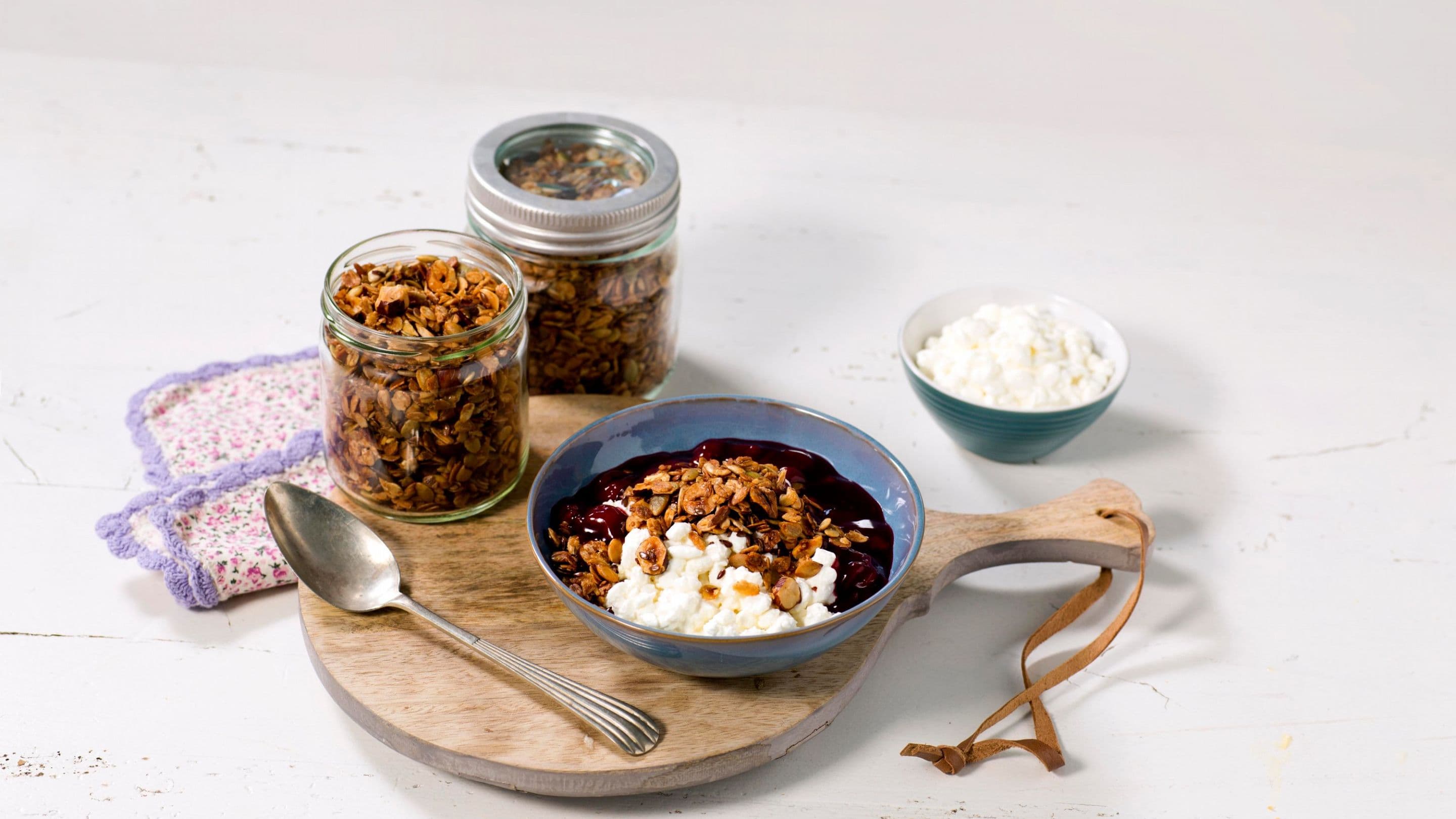 Cottage Cheese med hjemmelaget granola