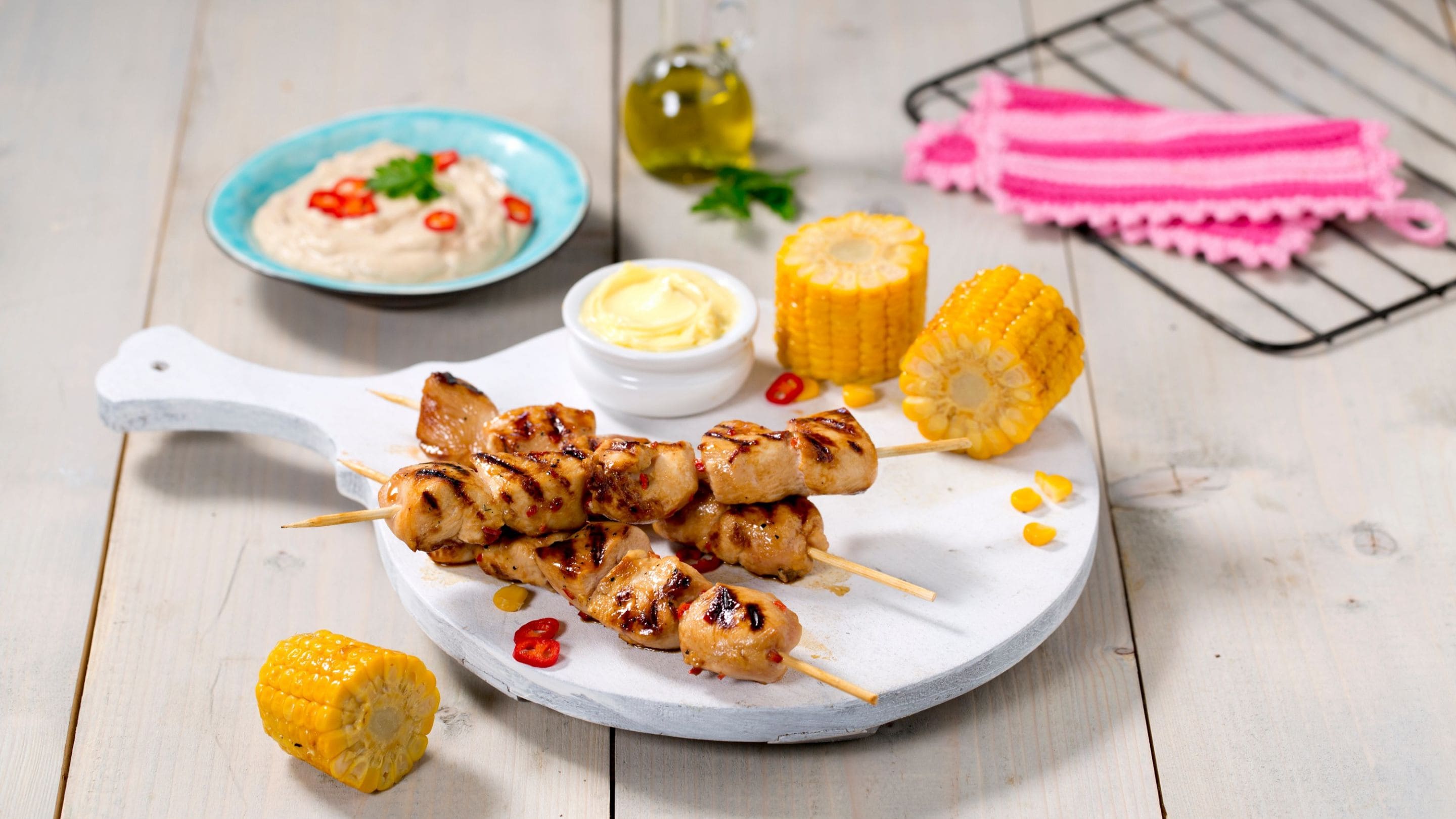 Grillet kyllingsatay med peanøttsaus