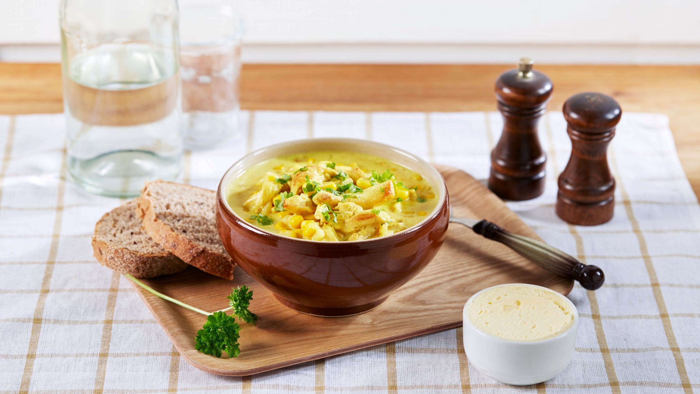 Gul kyllingsuppe