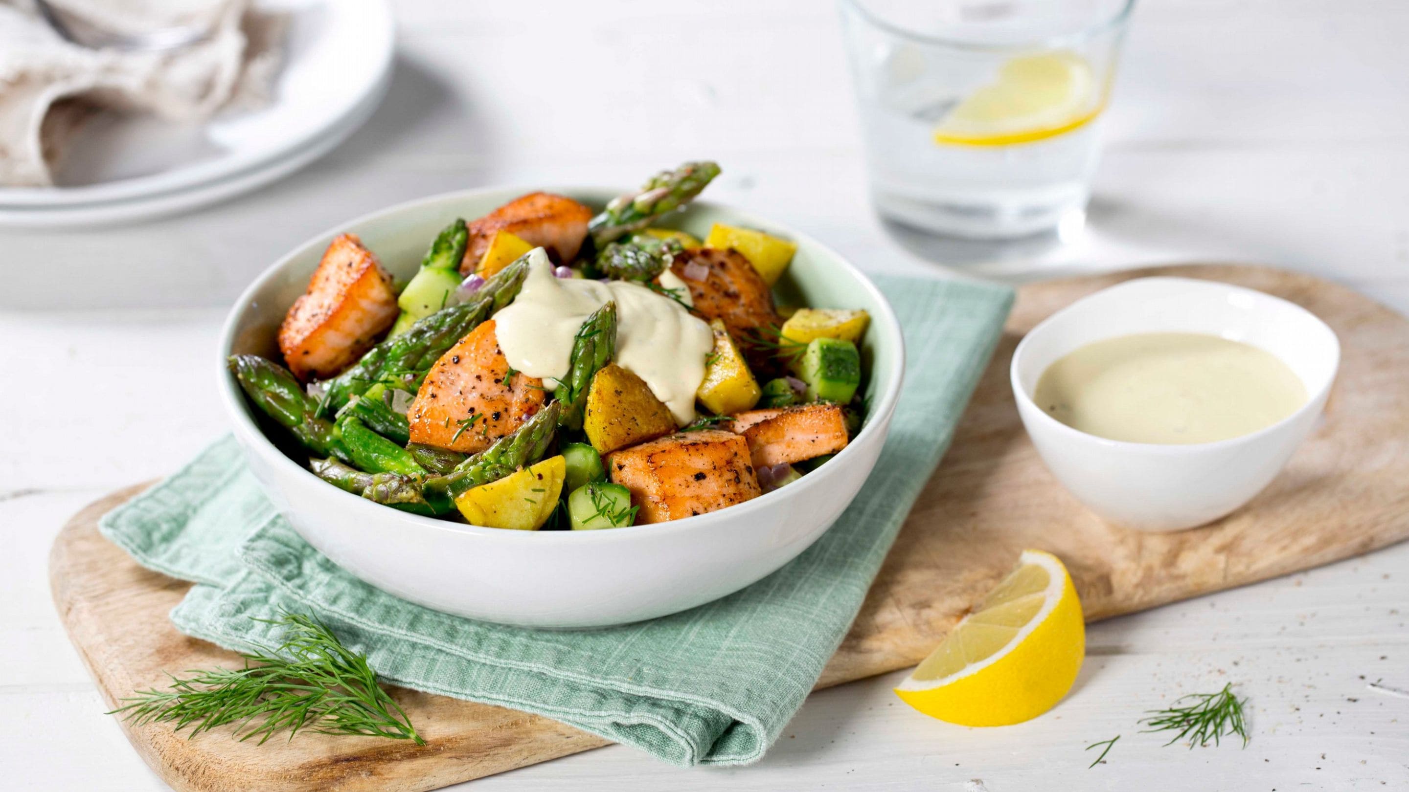 Lun laksesalat