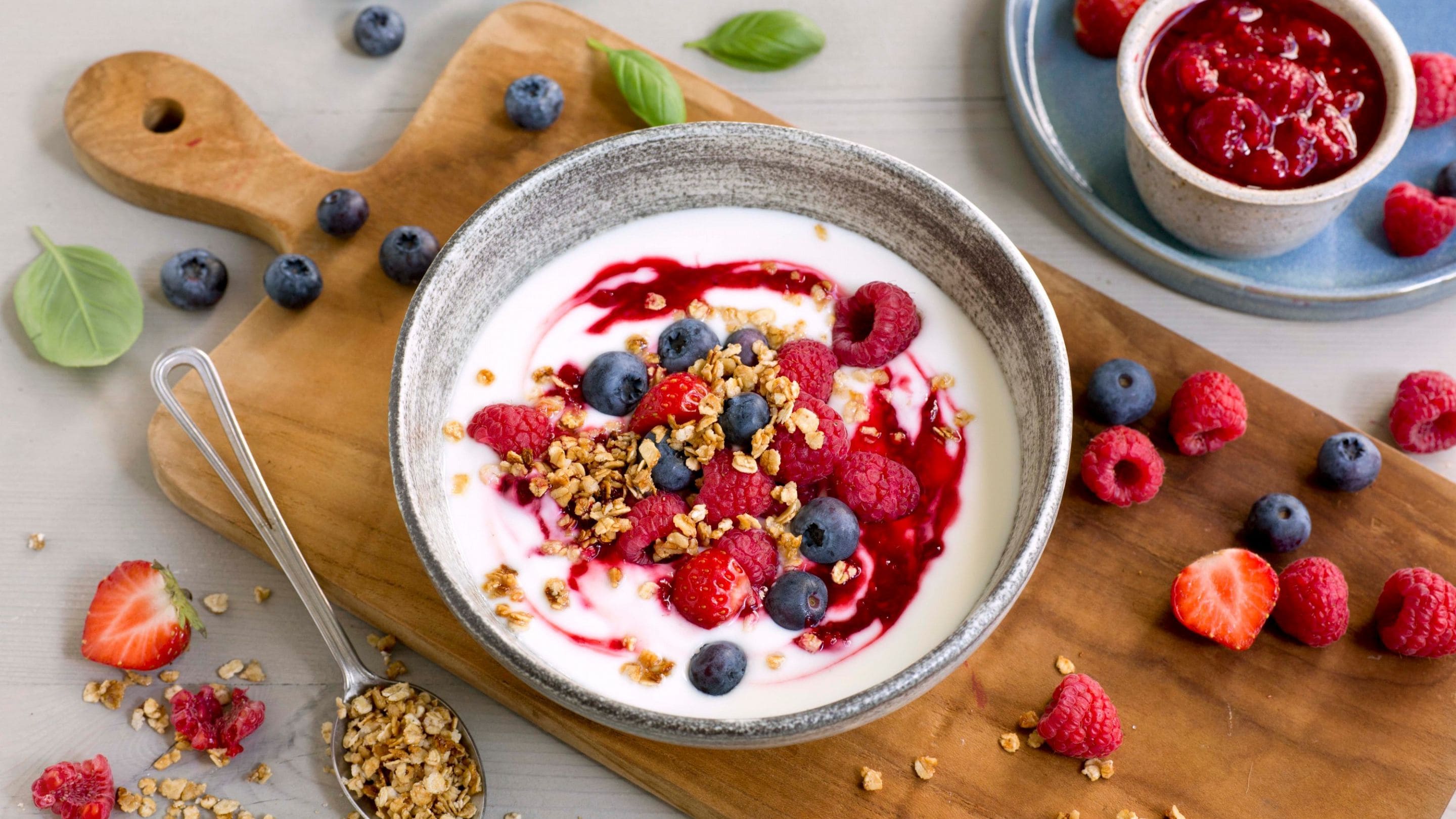 Frokost bowl med yoghurt