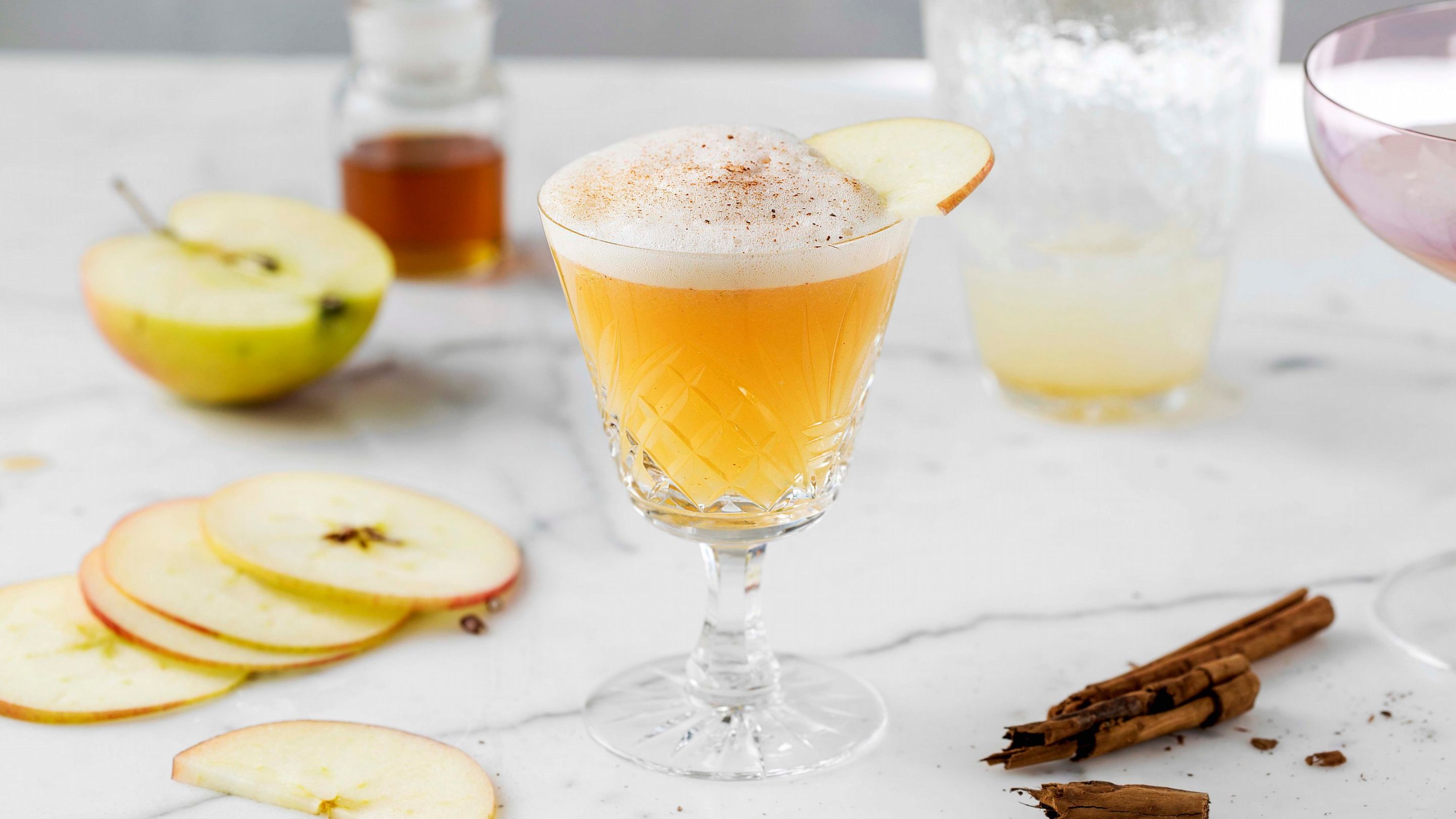 Eple- og kanelmocktail (virgin appletini)