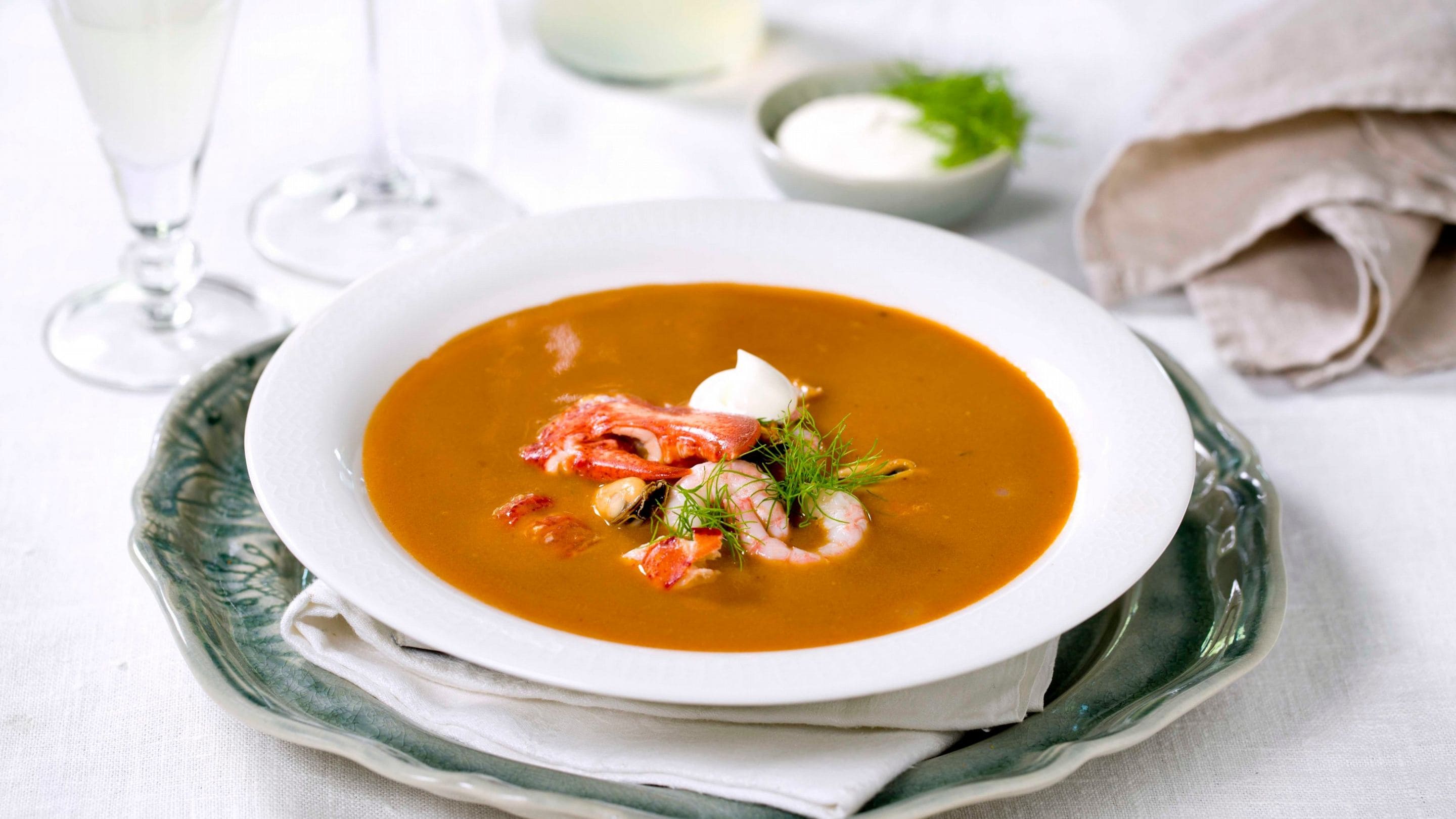 Skalldyrsuppe med hummer