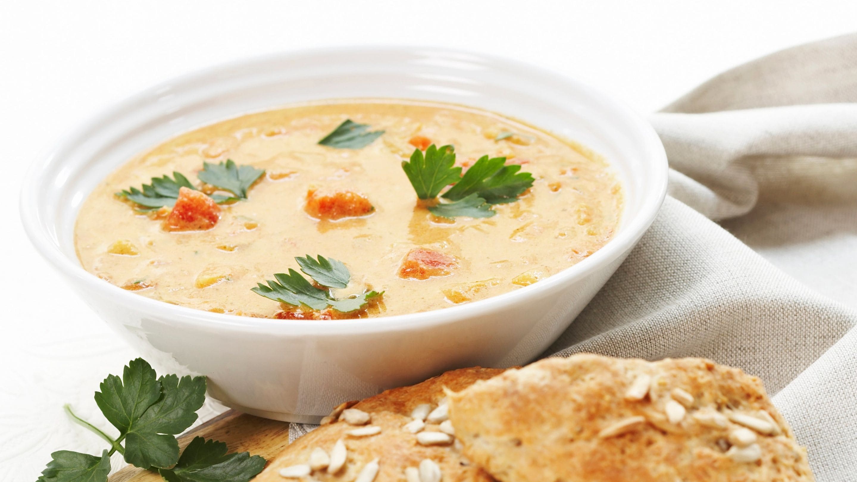 Hot suppe med grove scones