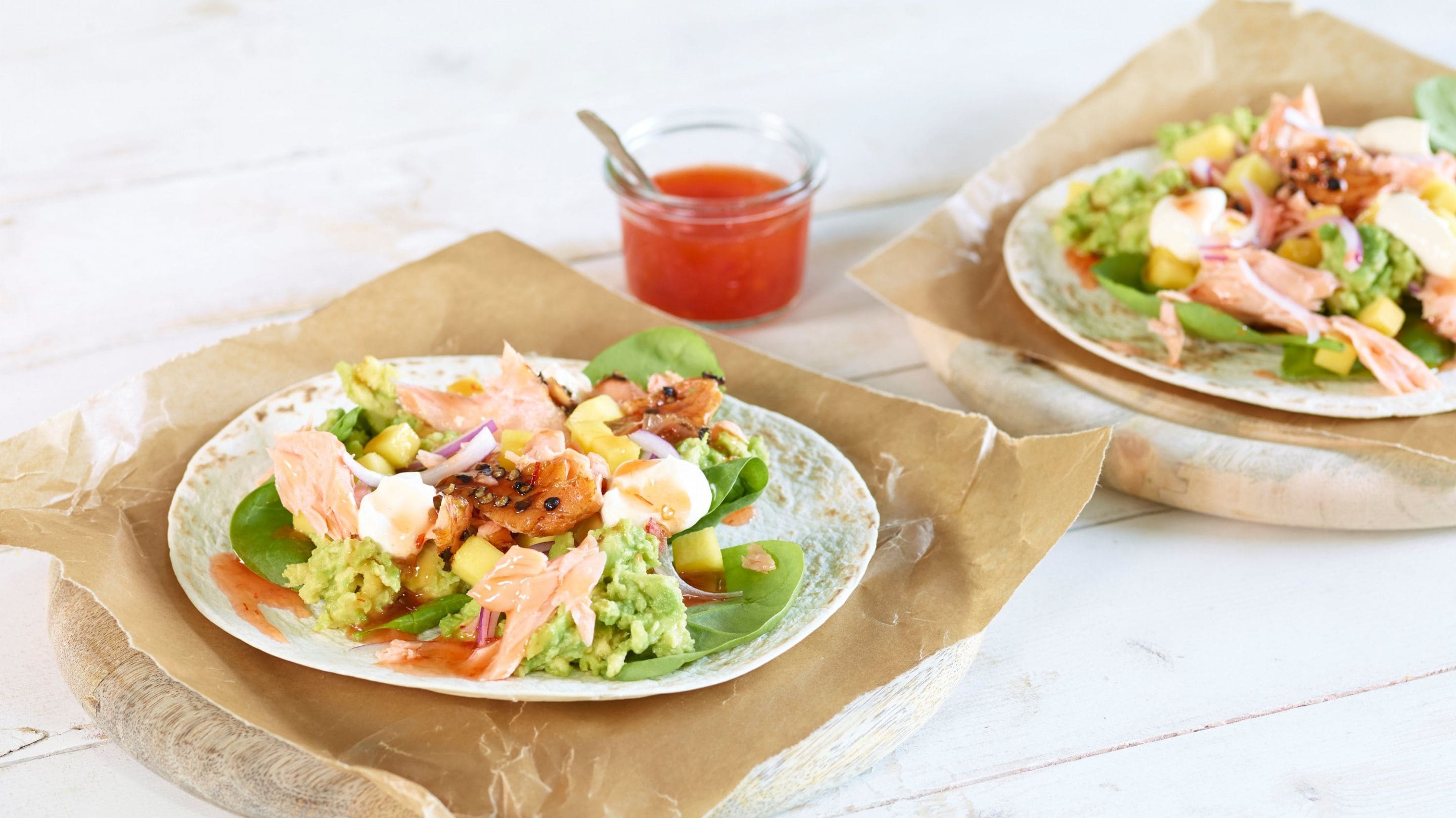 Wraps med røkelaks og mango