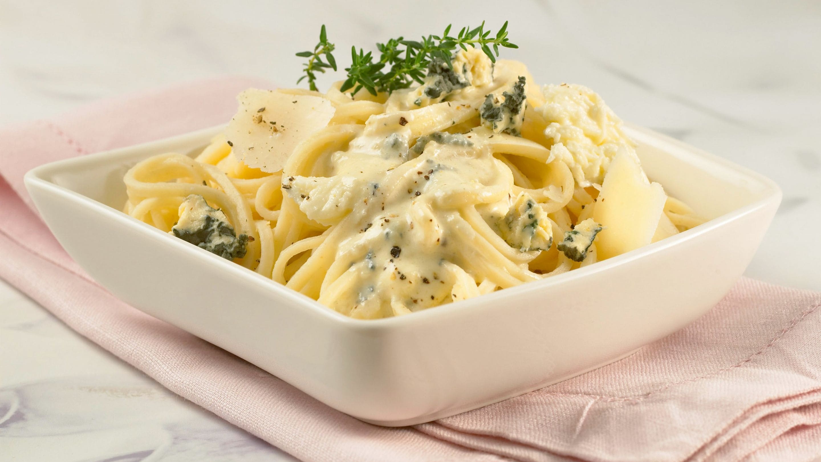 Pasta med fire oster