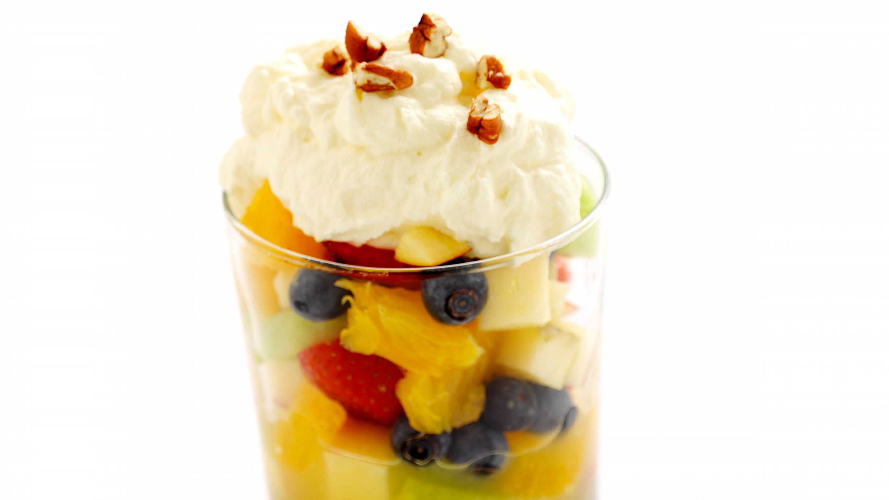Fruktsalat med pisket krem