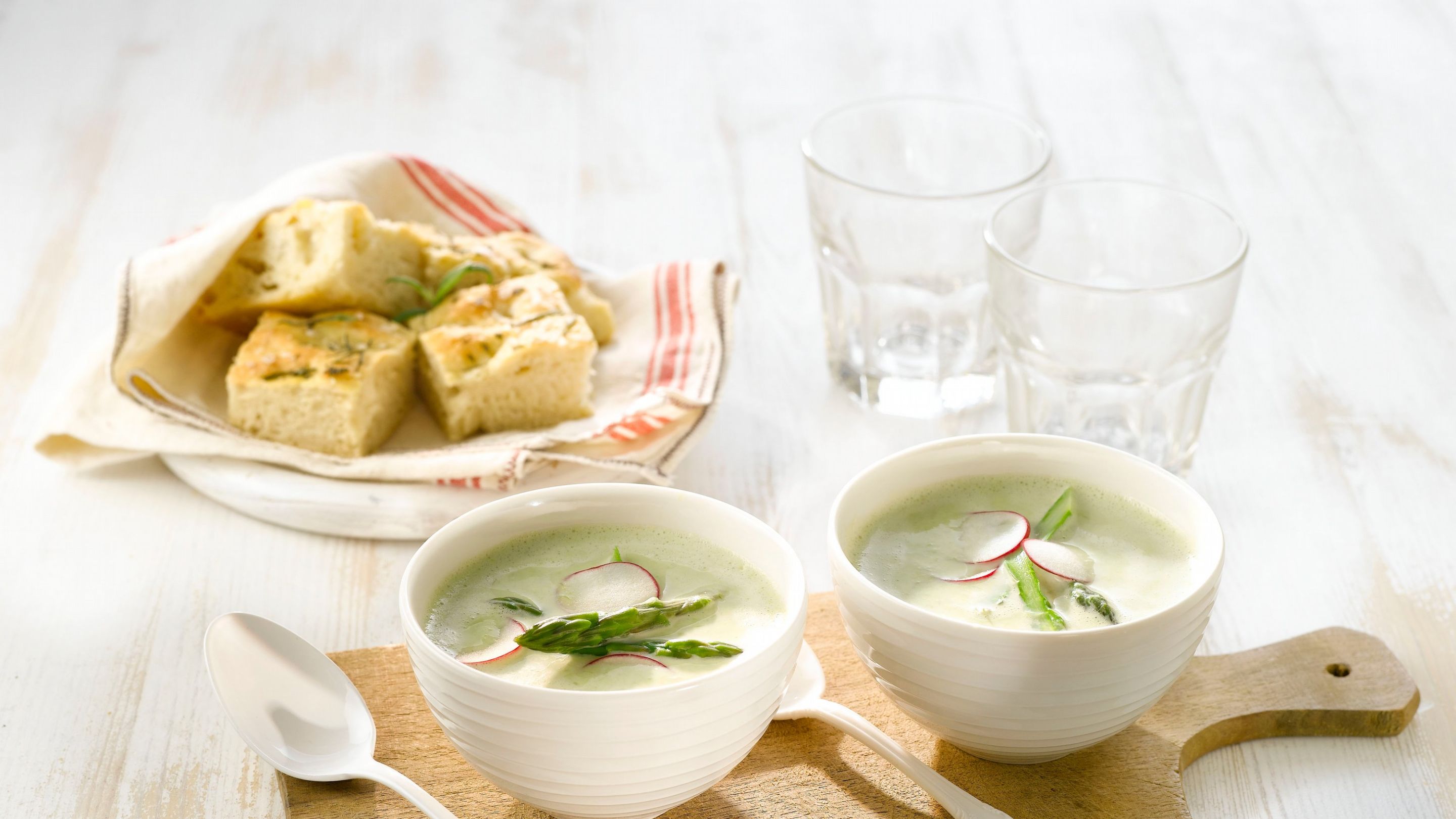 Grønn aspargessuppe
