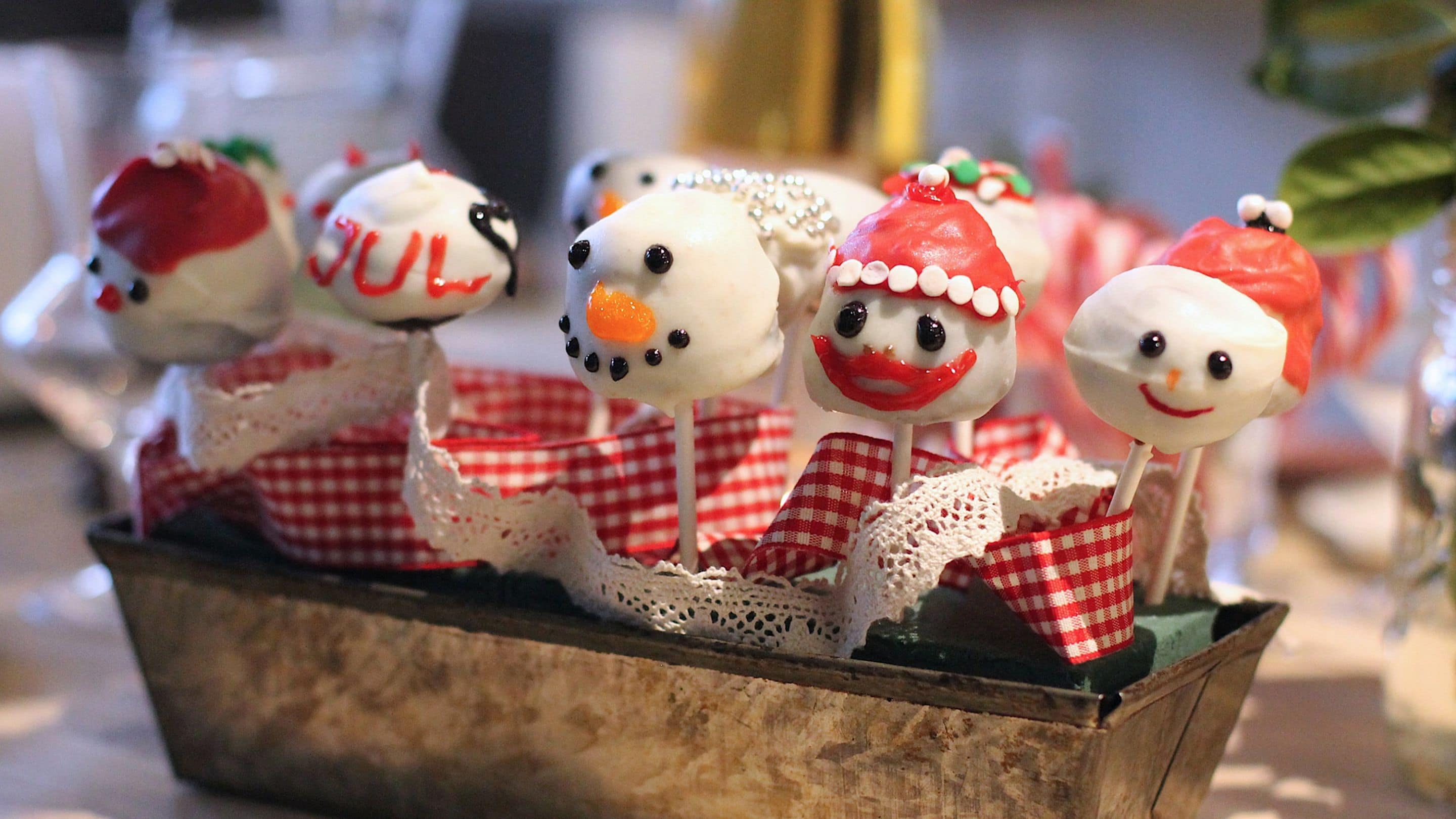Julepyntede cake pops