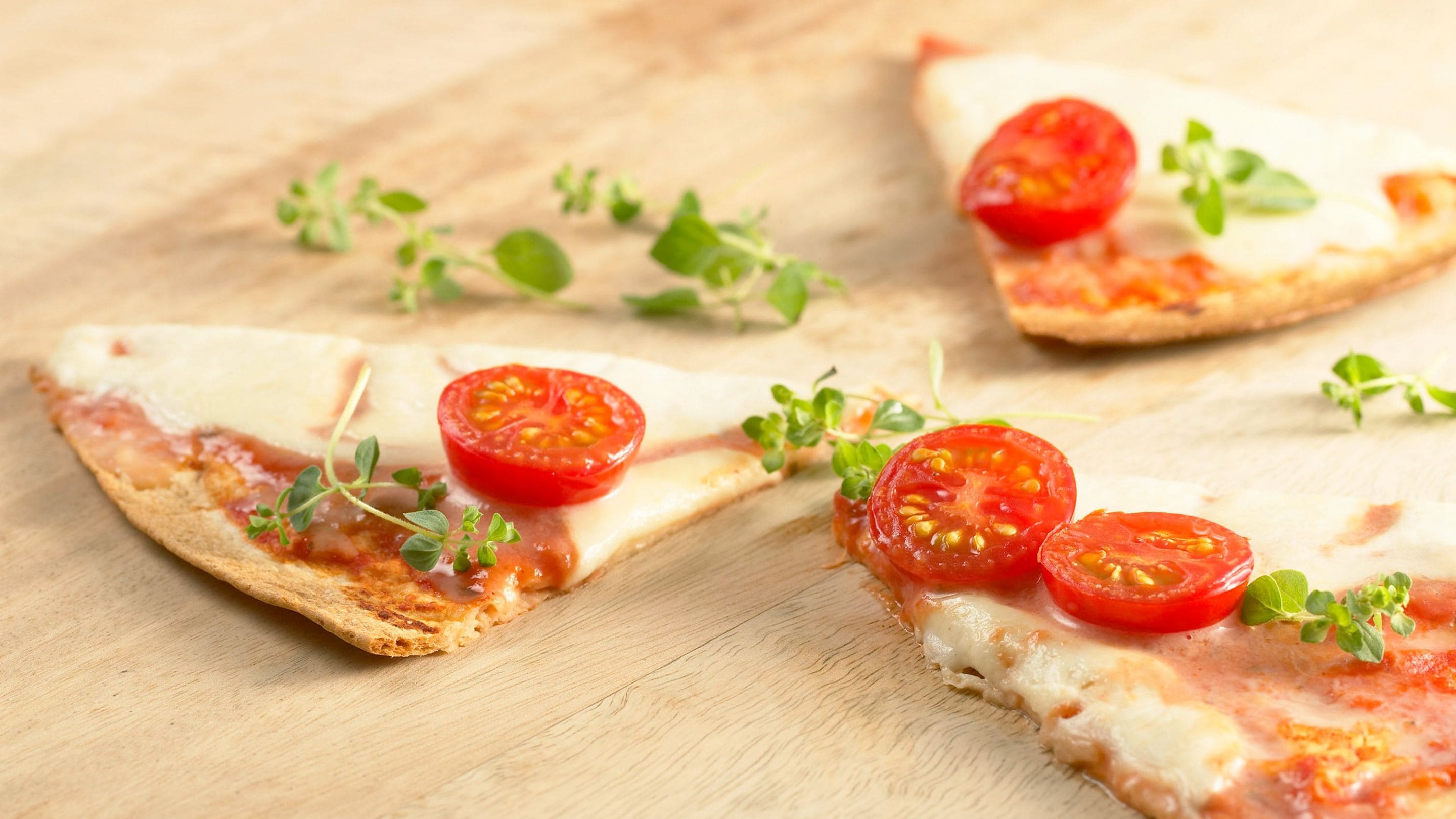Tortillapizza med mozzarella