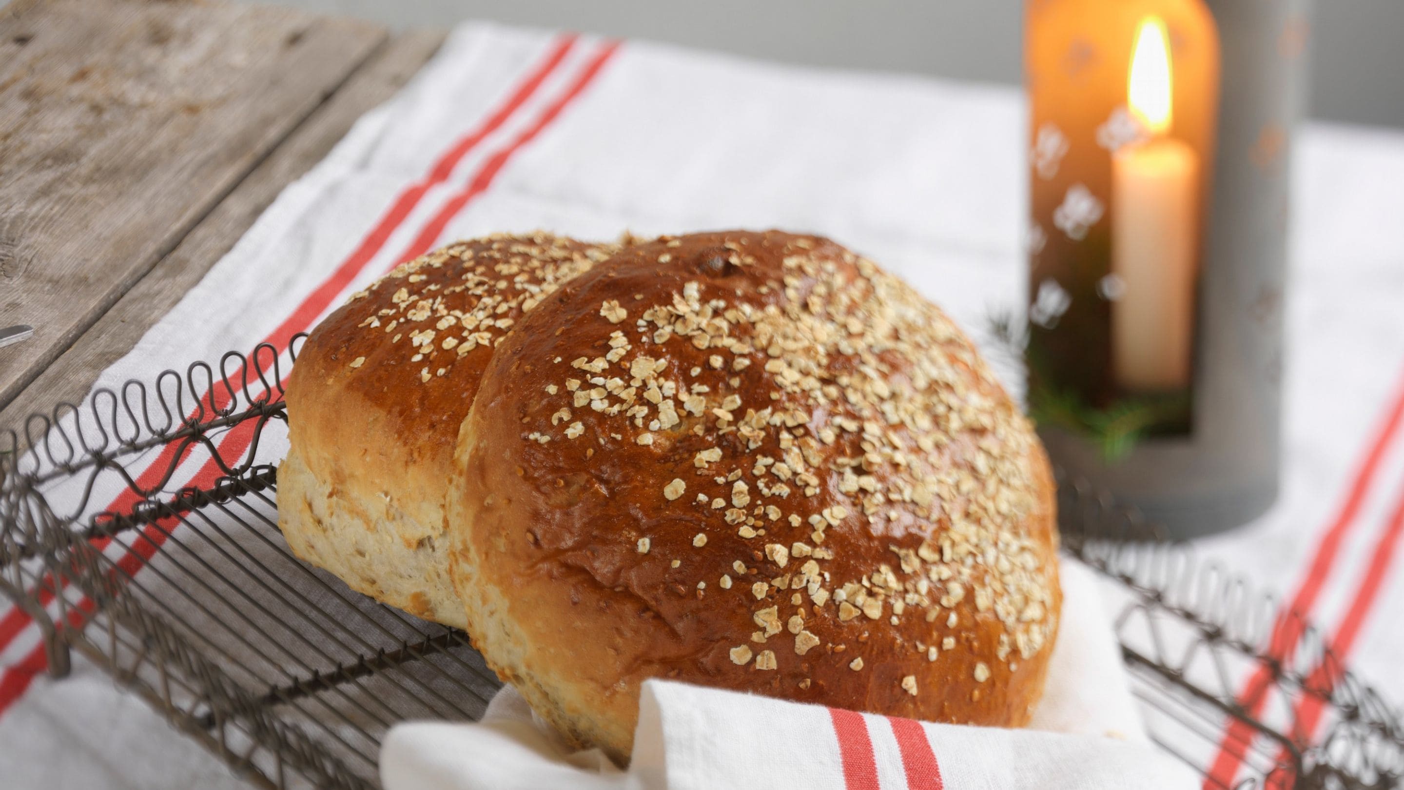 Brød med smak av epler og kanel