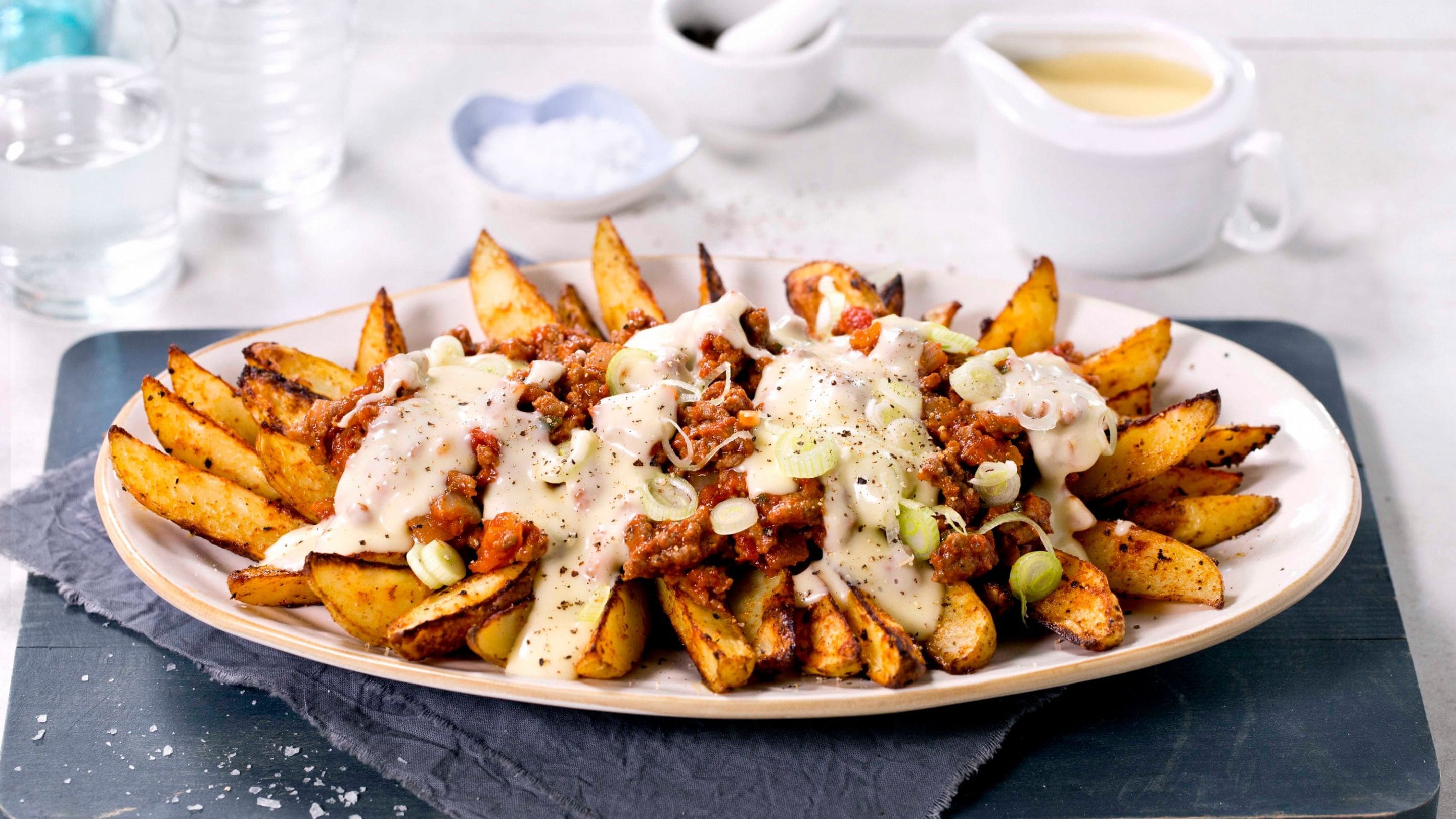 Chili cheese fries