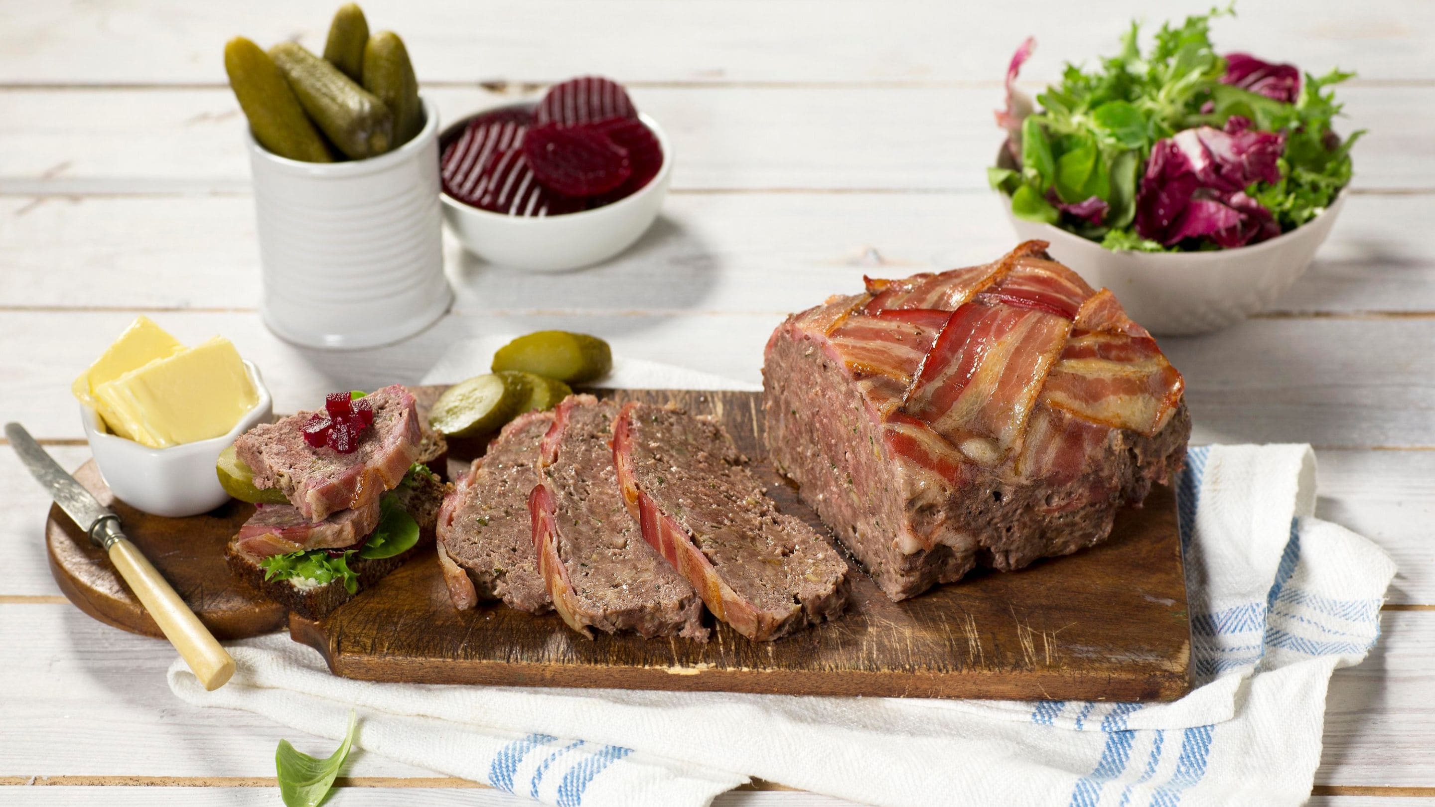 Hjorteterrin med bacon