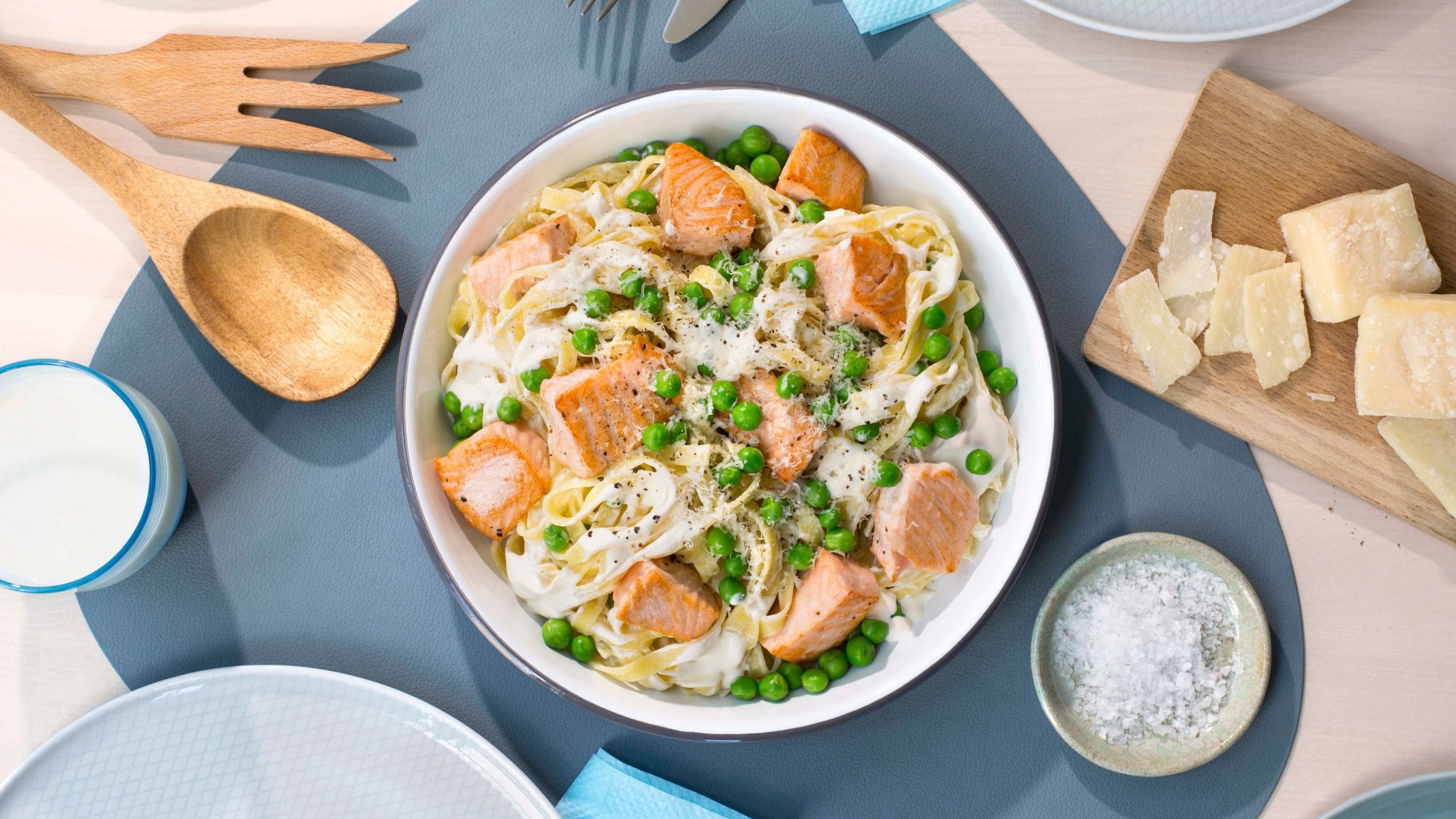 Kremet pasta med laks