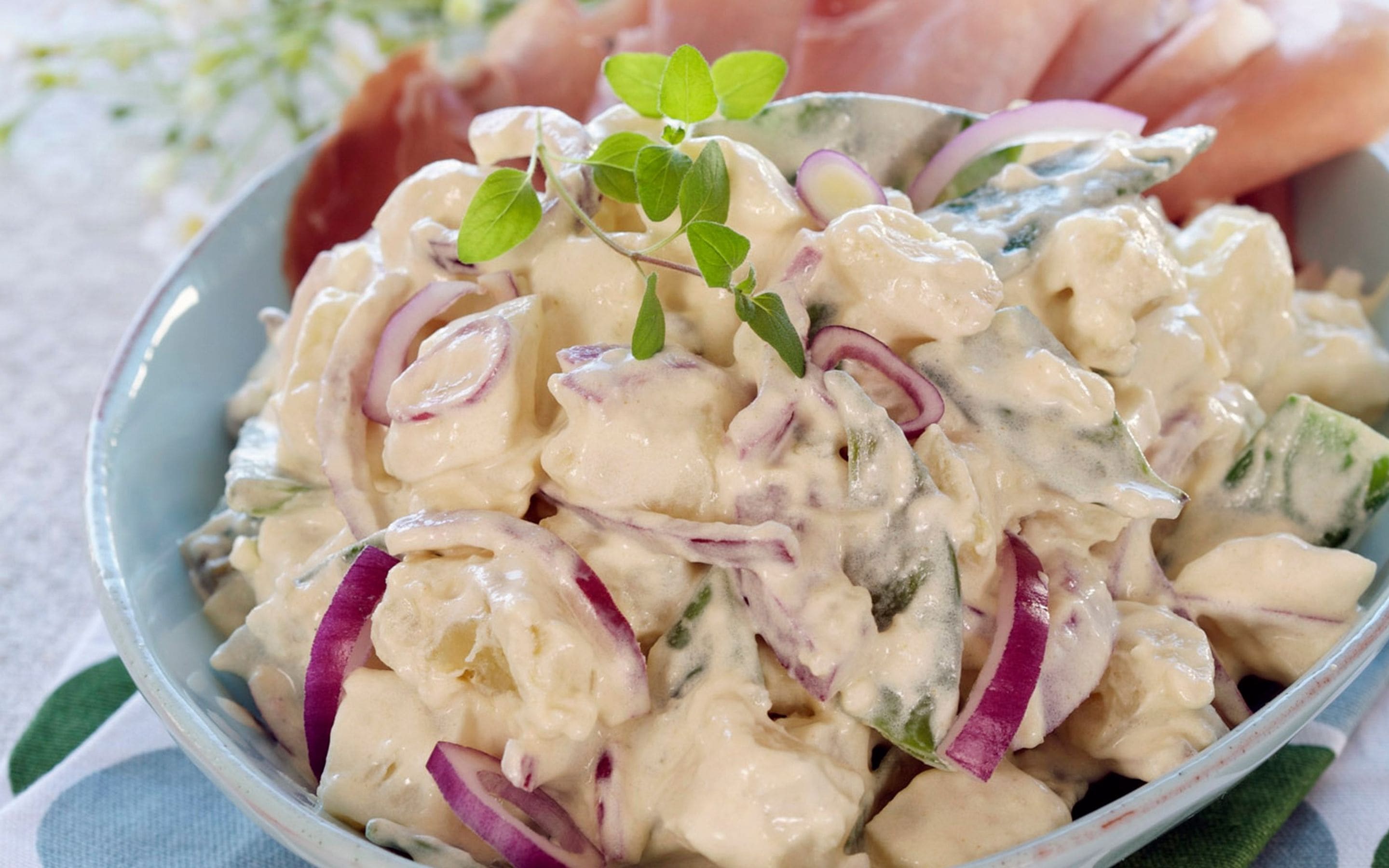 Potetsalat med sennep og mild curry