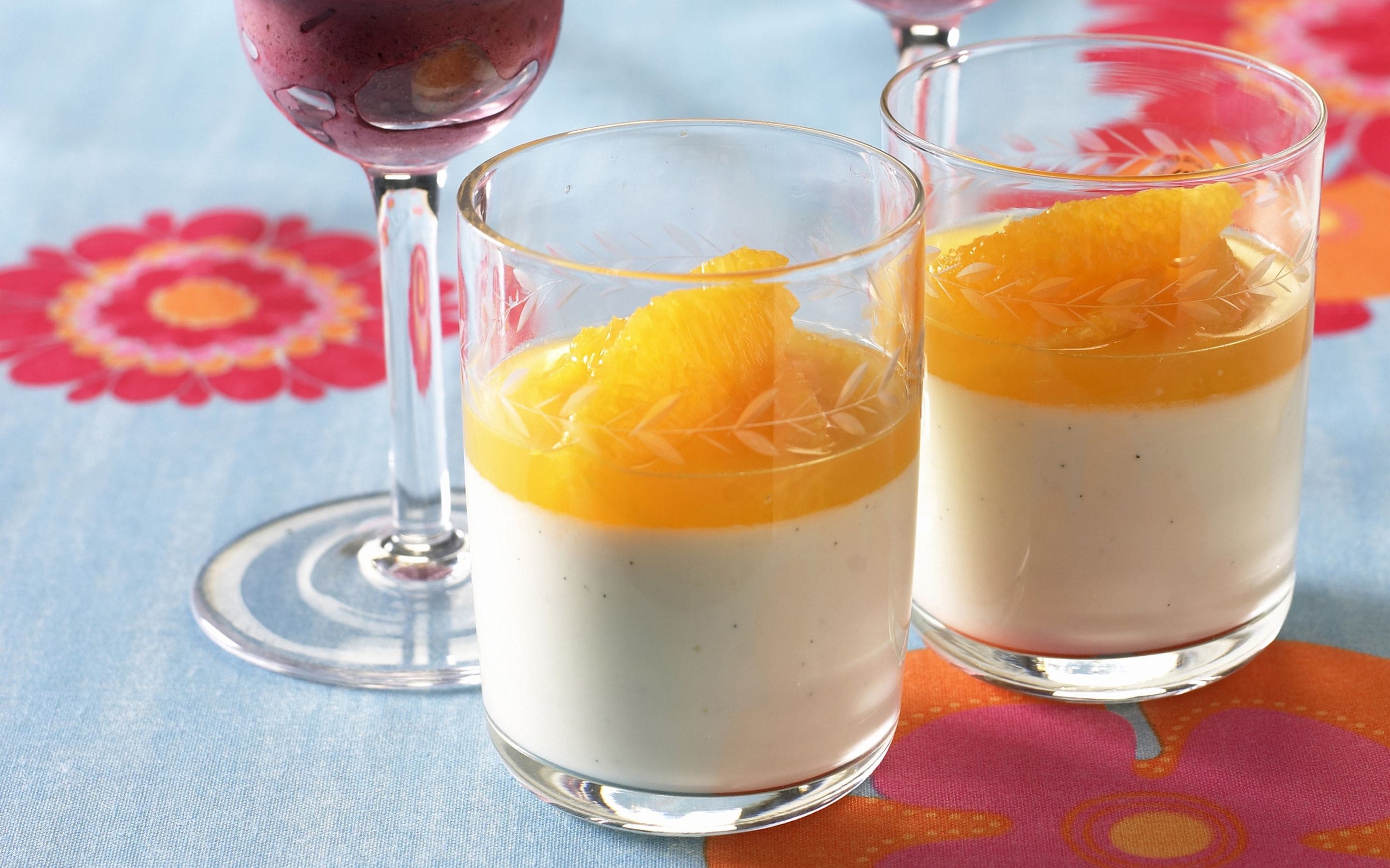 Blåbærdessert og lett Panna Cotta