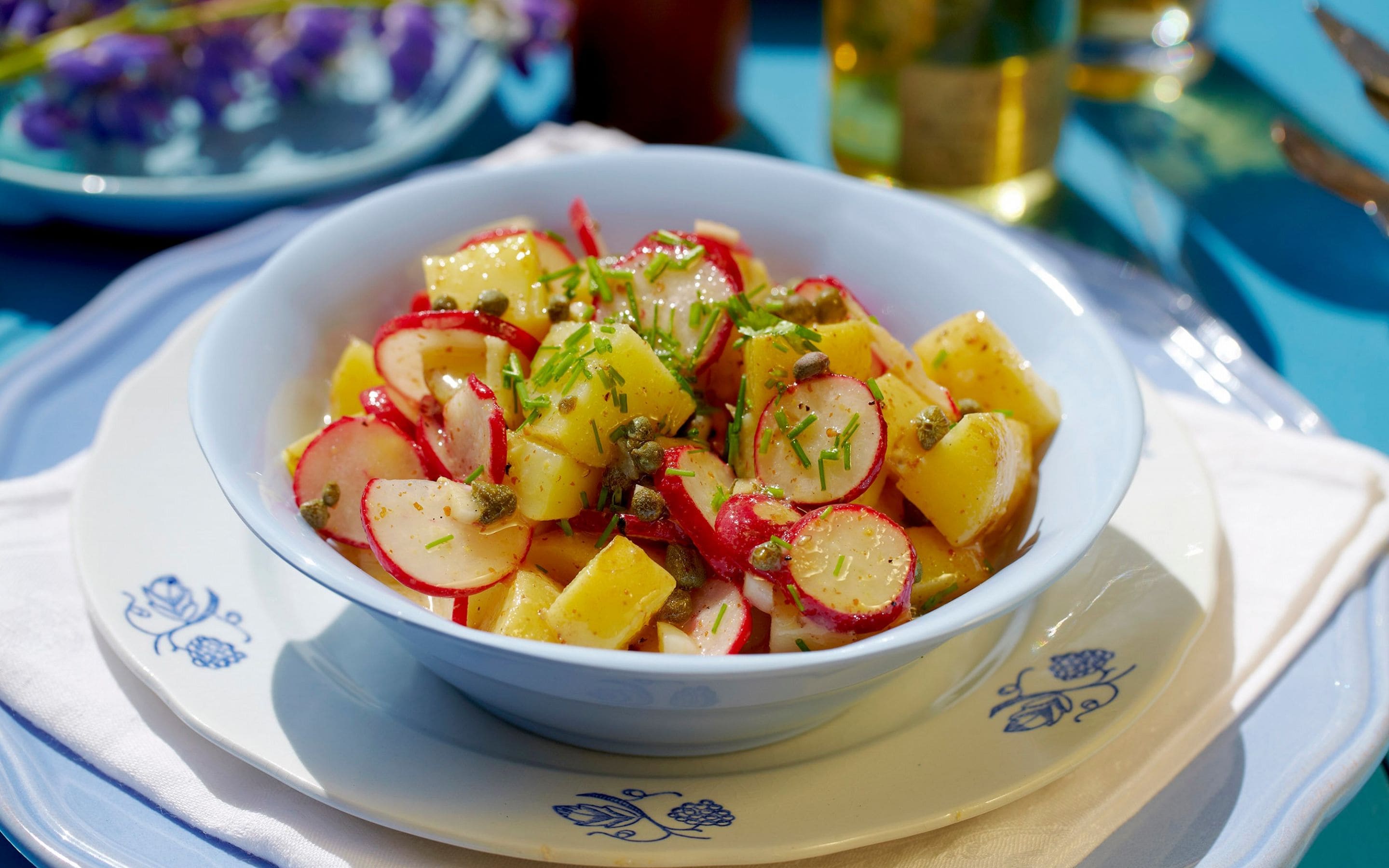 Potet- og reddiksalat