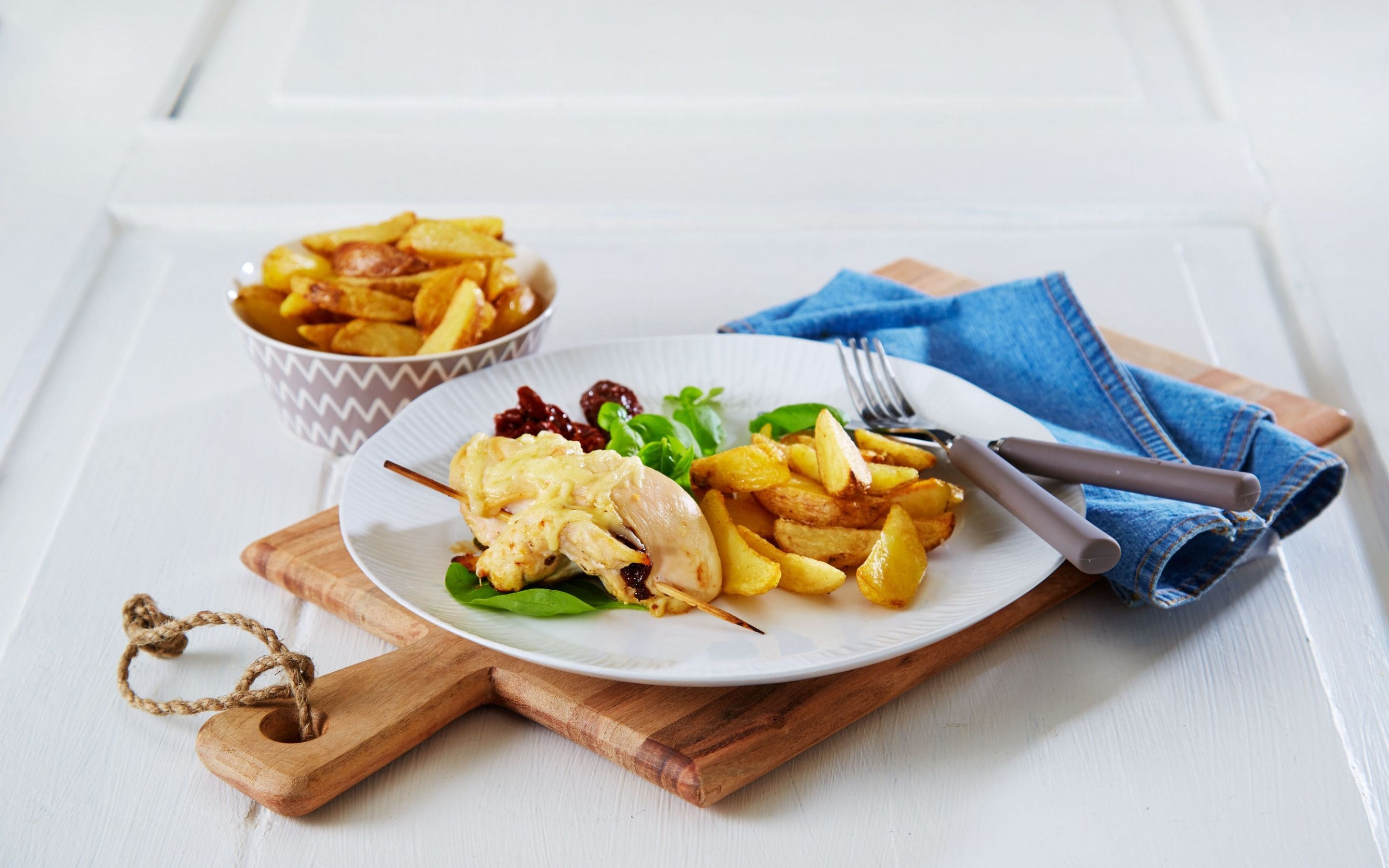Kyllingfilet med Jarlsberg® og soltørkede tomater