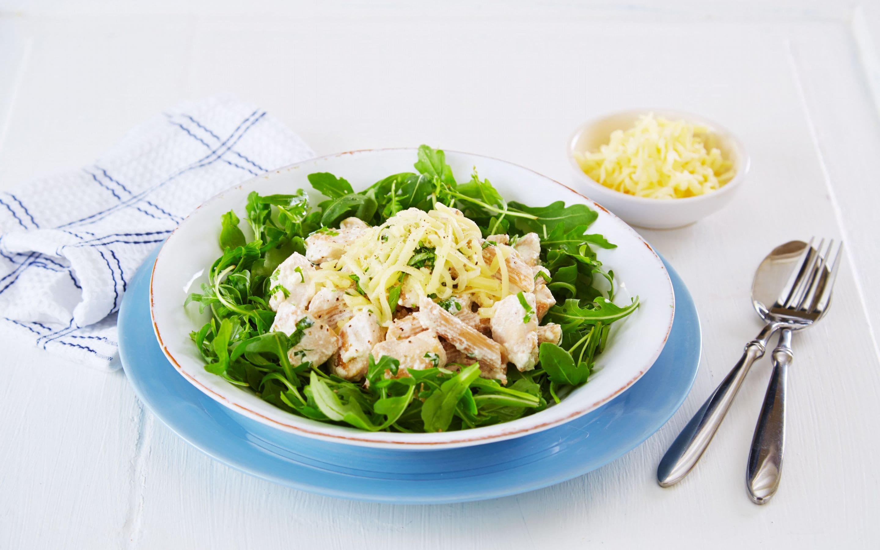 Urtepasta med kylling