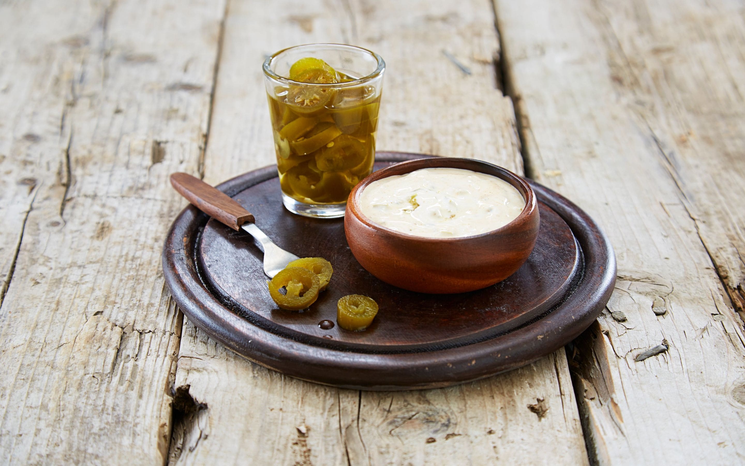 Rømmedipp med spicy Jalapeños