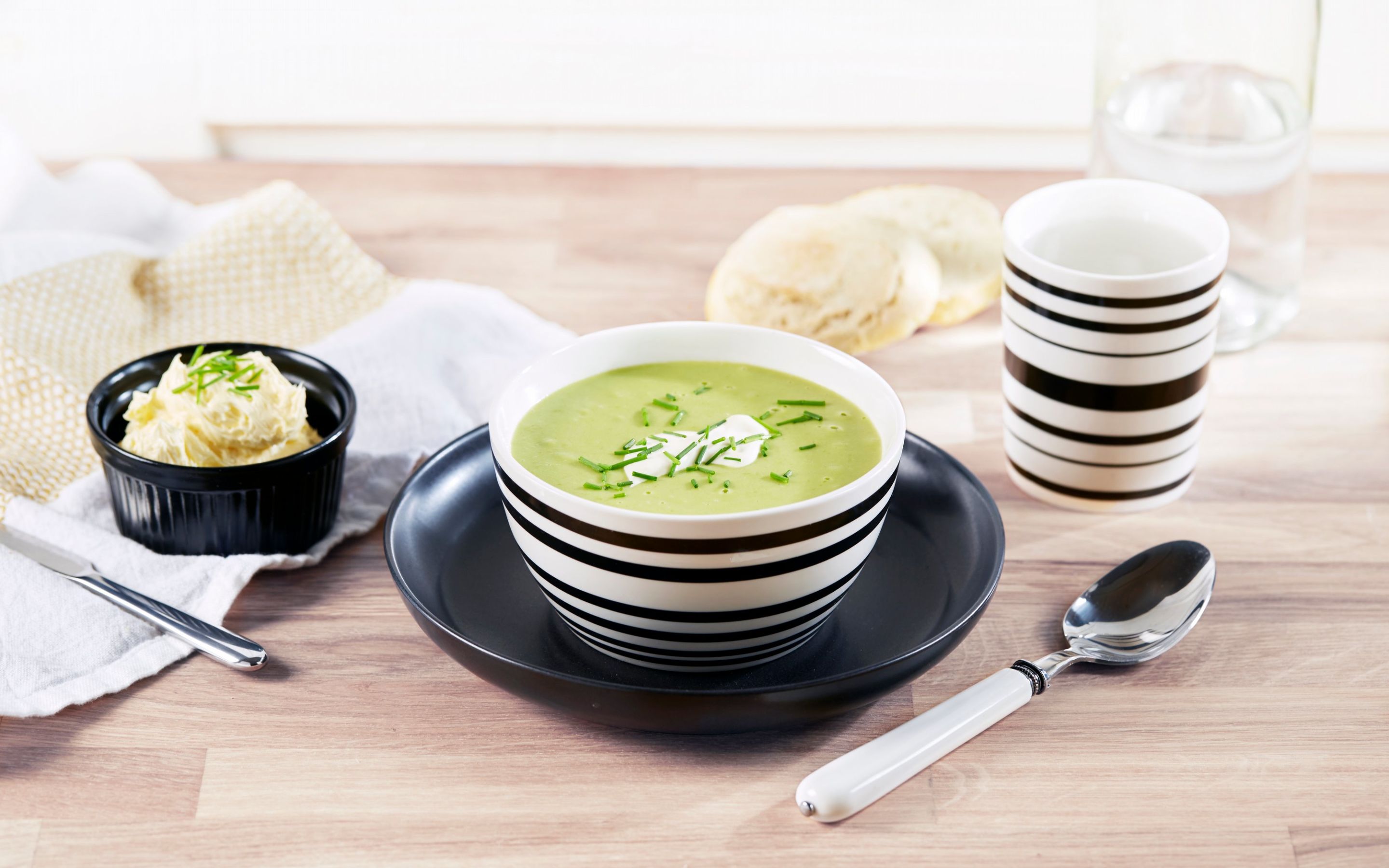 Vårgrønn suppe
