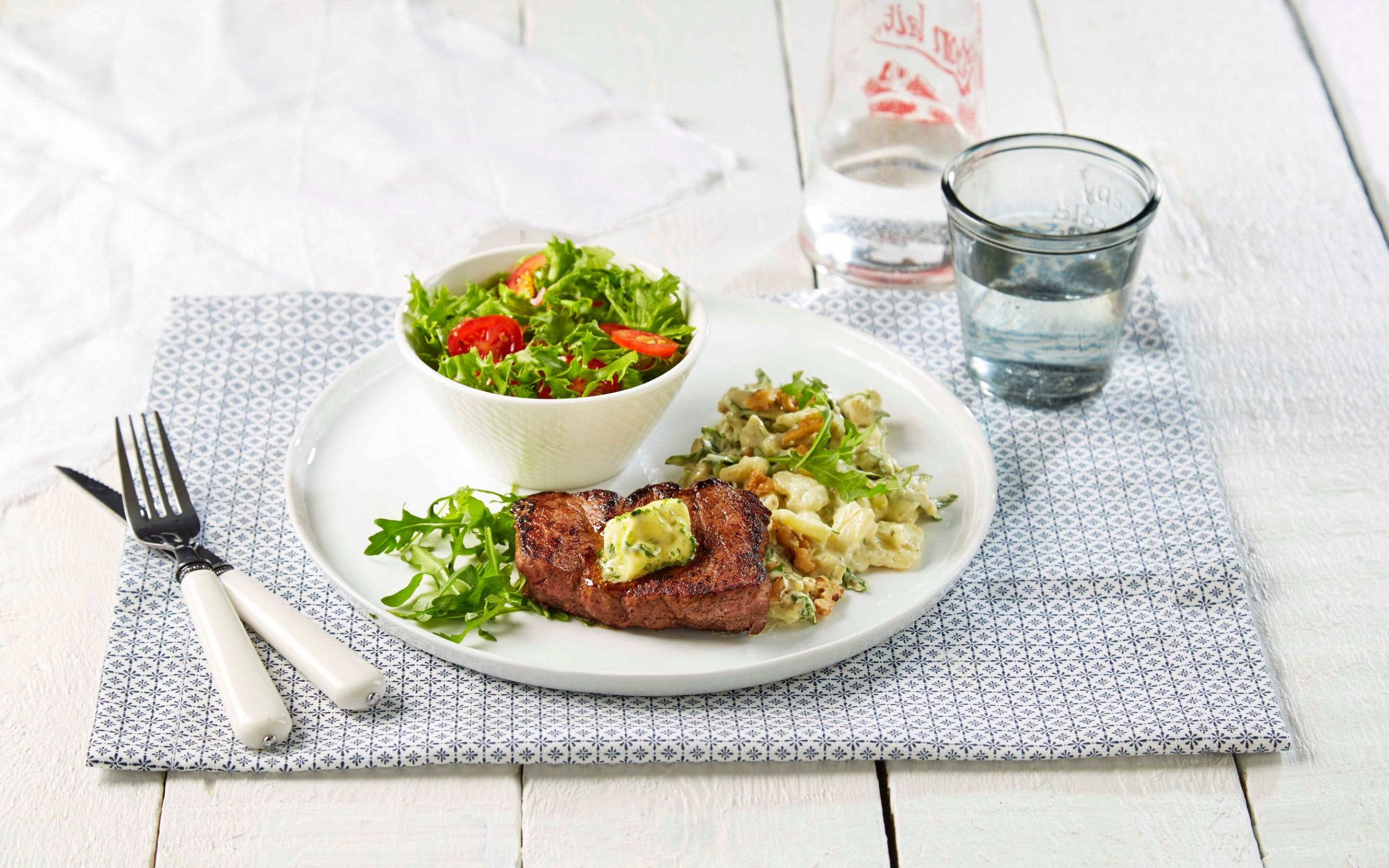 Biff med potetsalat