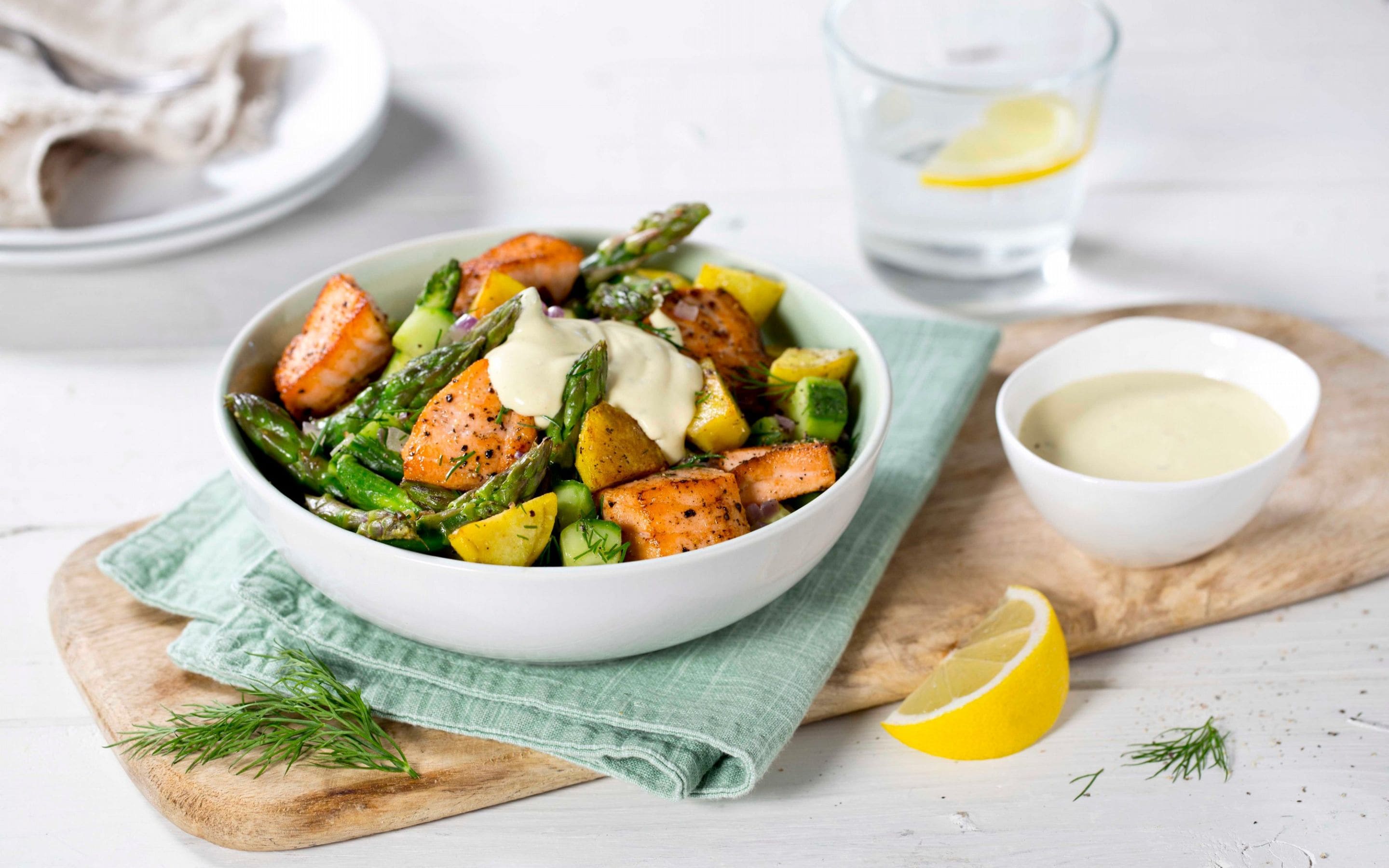 Lun laksesalat