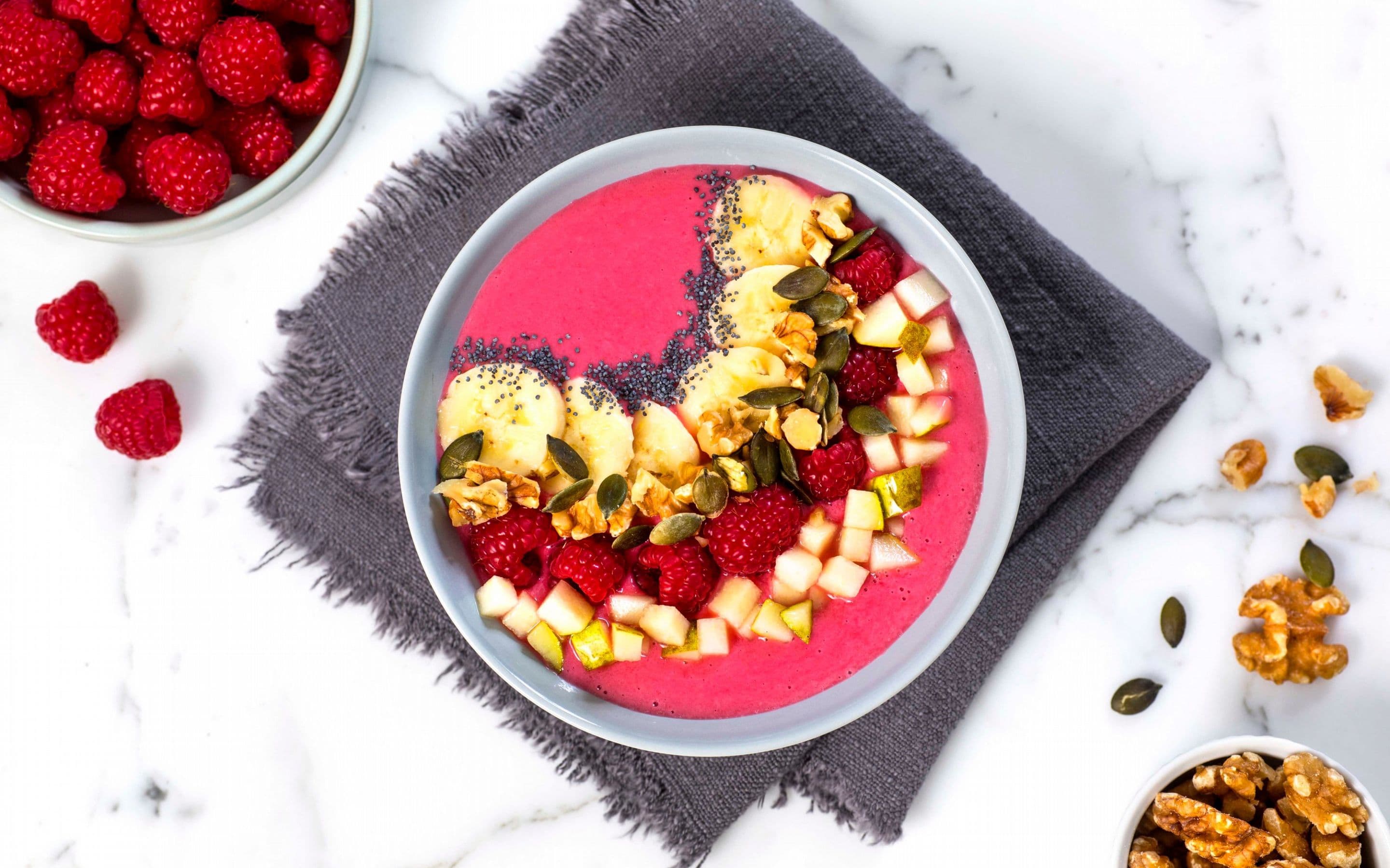 Smoothie bowl med bringebær