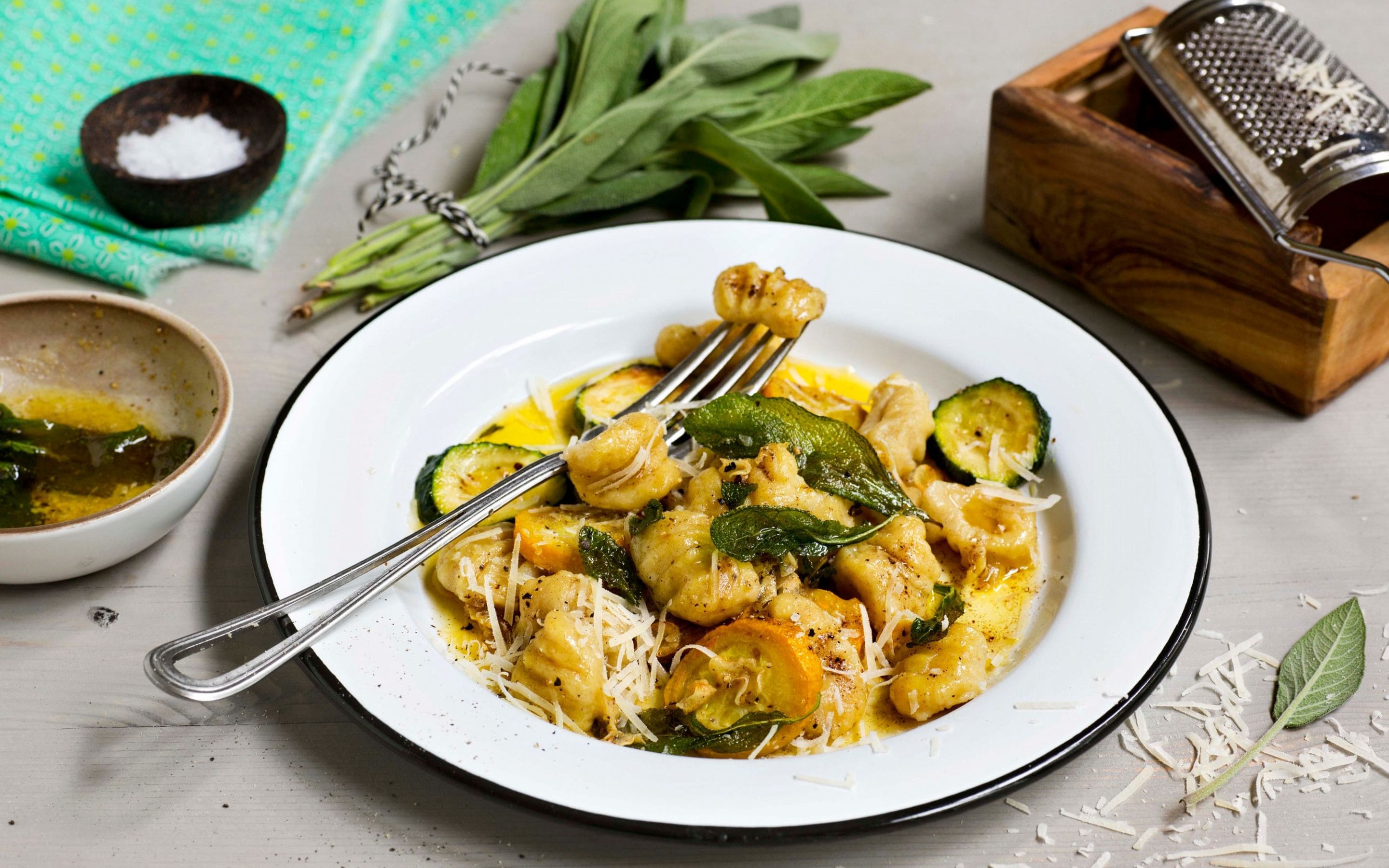 Gnocchi med squash og salviesmør