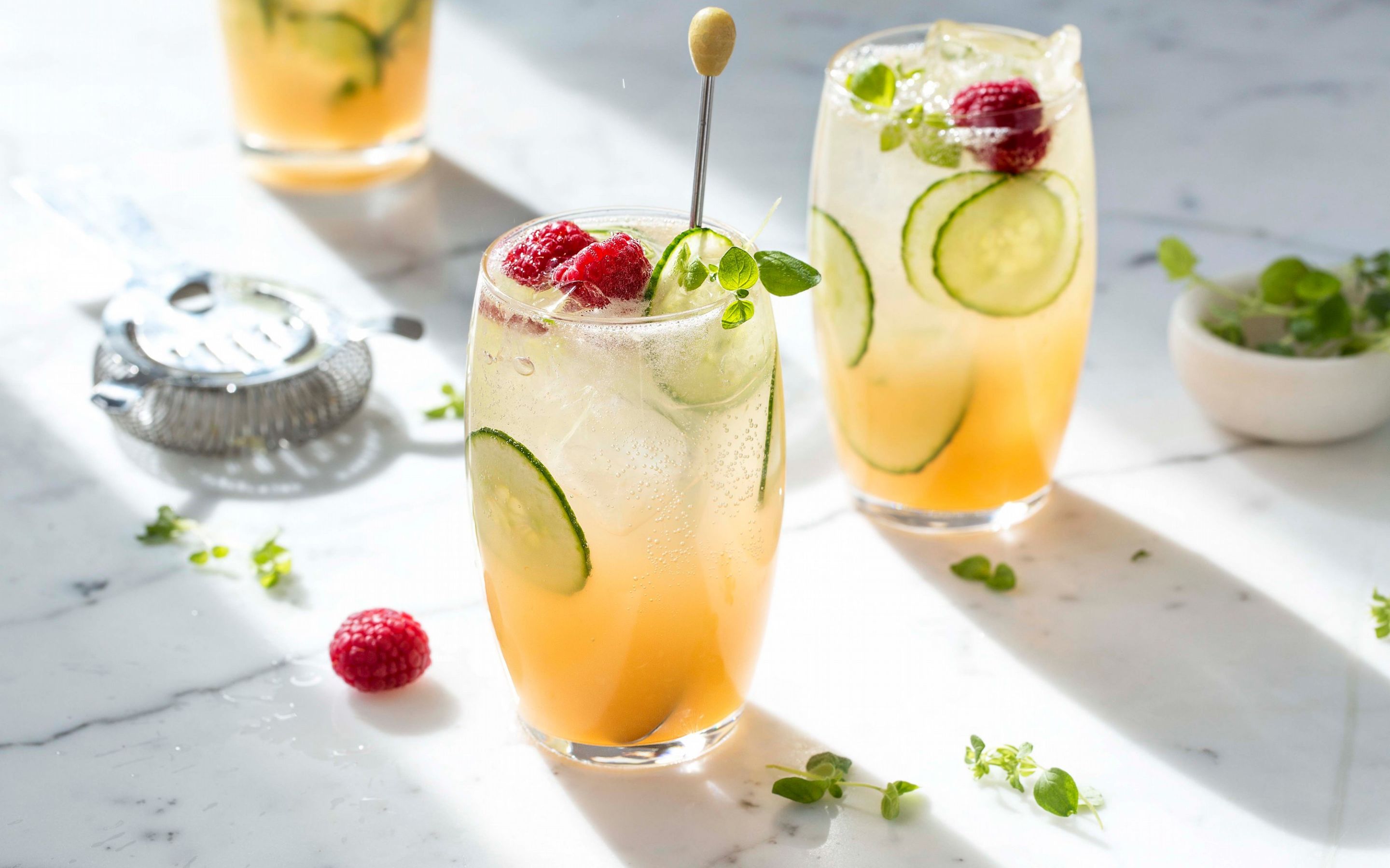 Juice & tonic med agurk