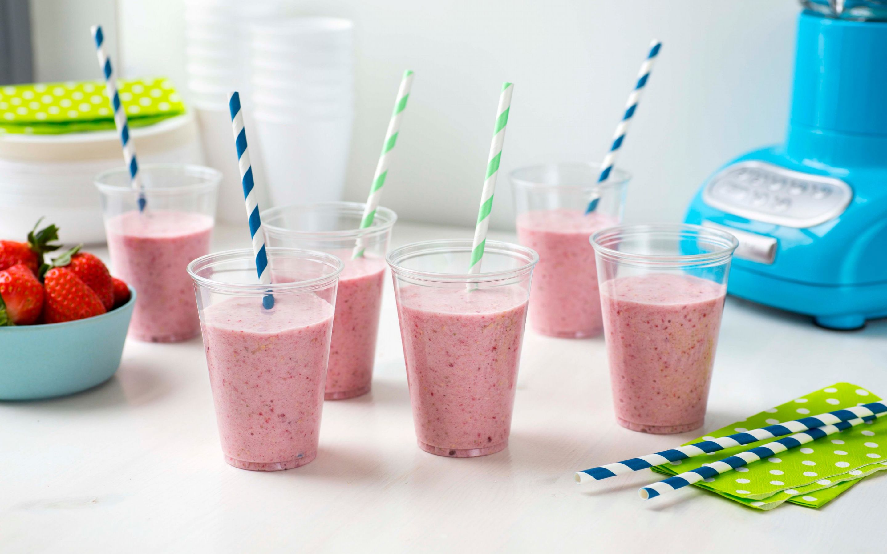 Jordbær- og banan-milkshake