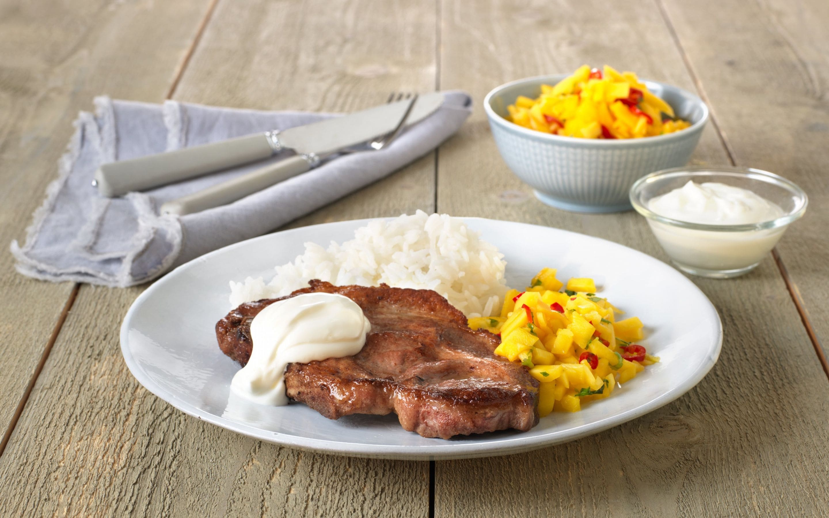 Koteletter med mangosalsa