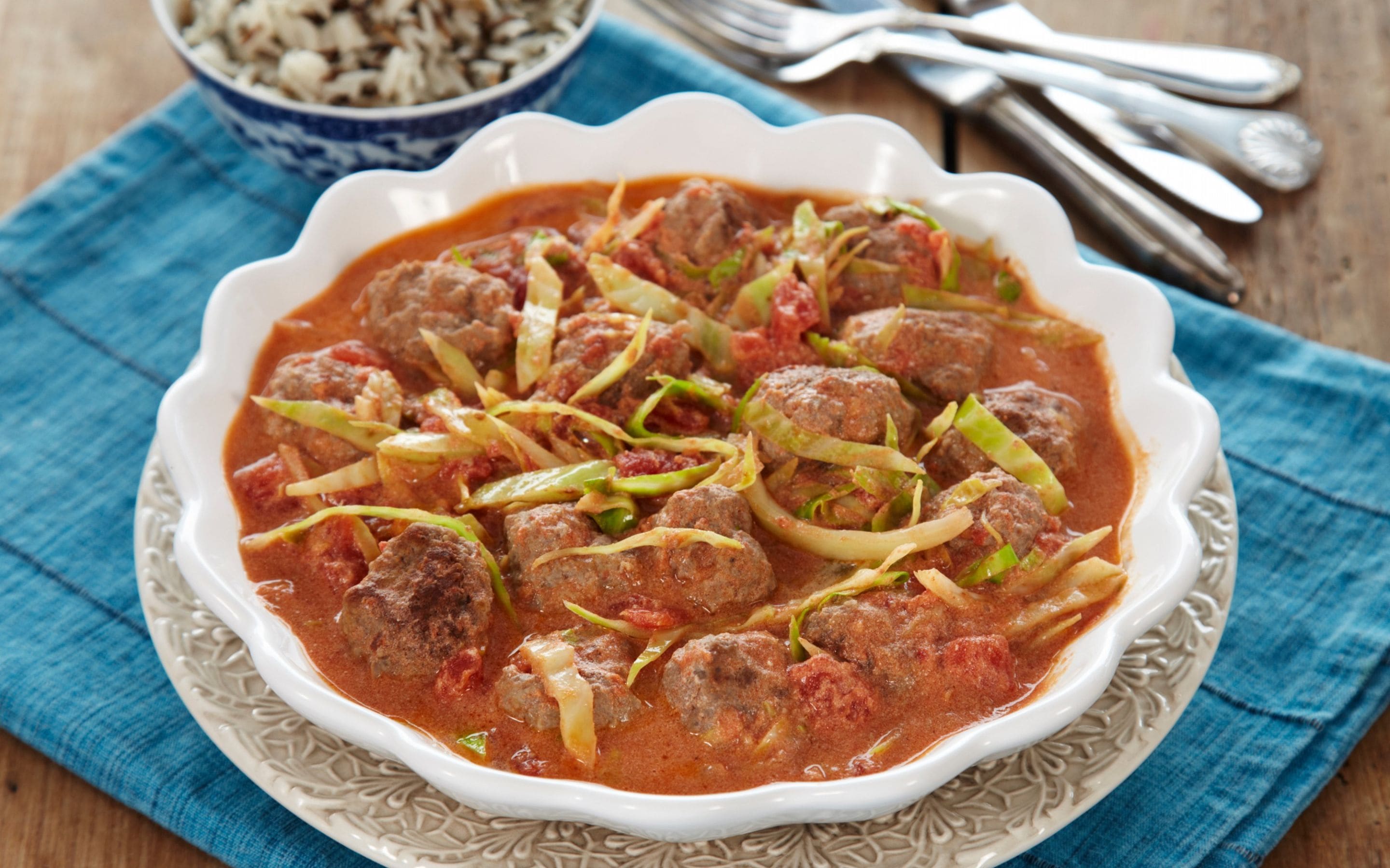 Kjøttboller i tomatsaus