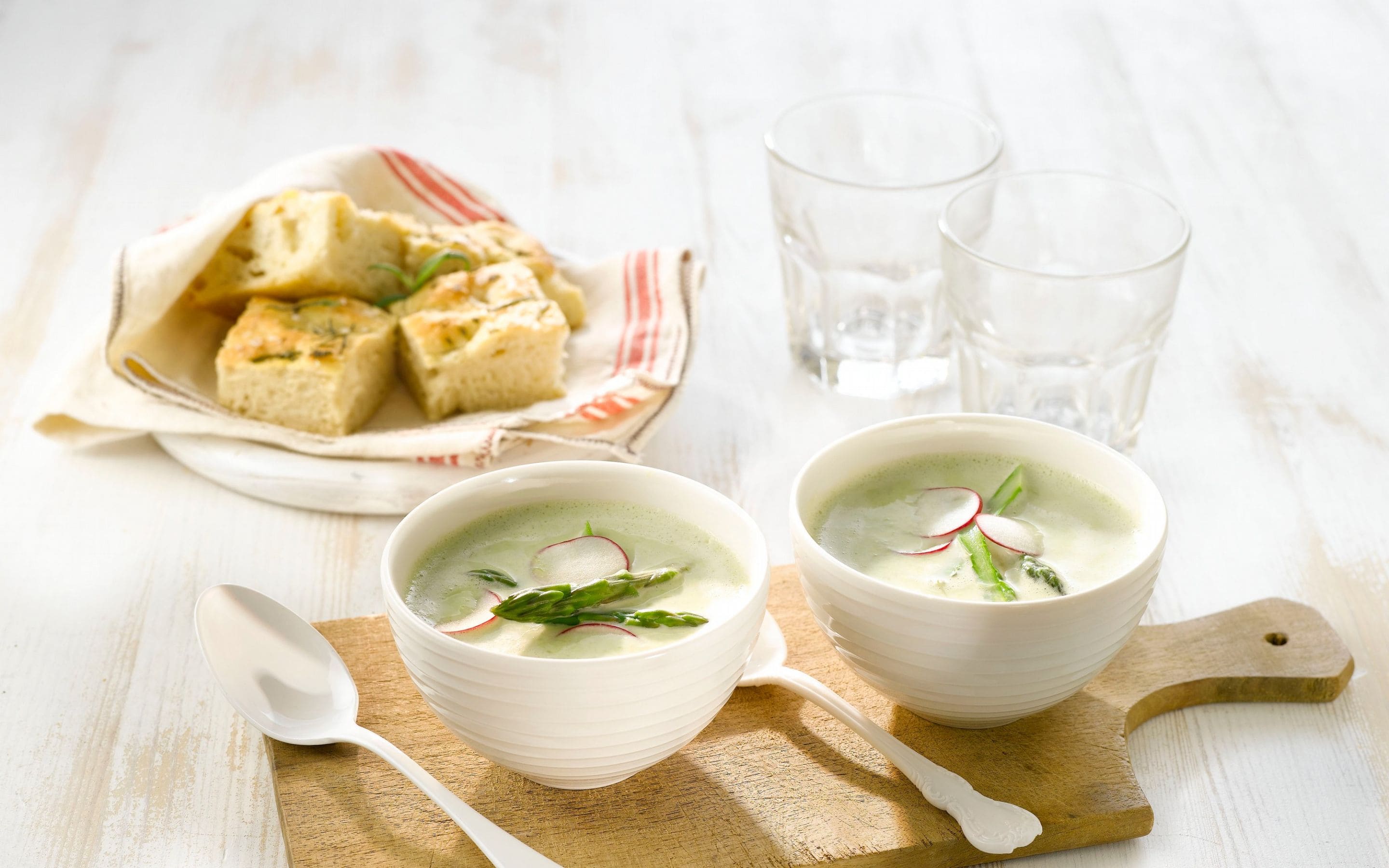 Grønn aspargessuppe