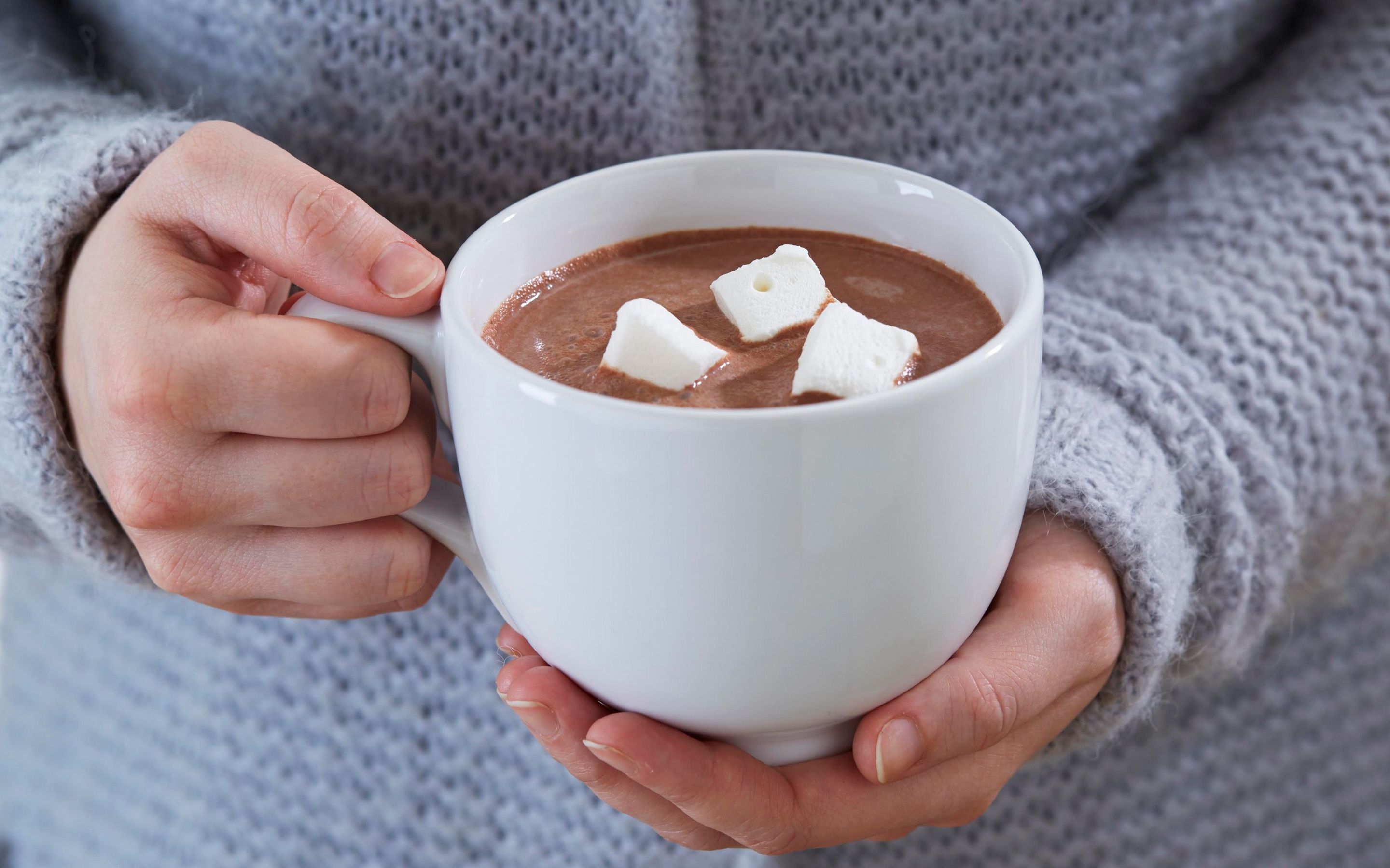 Varm sjokolade med marshmallows