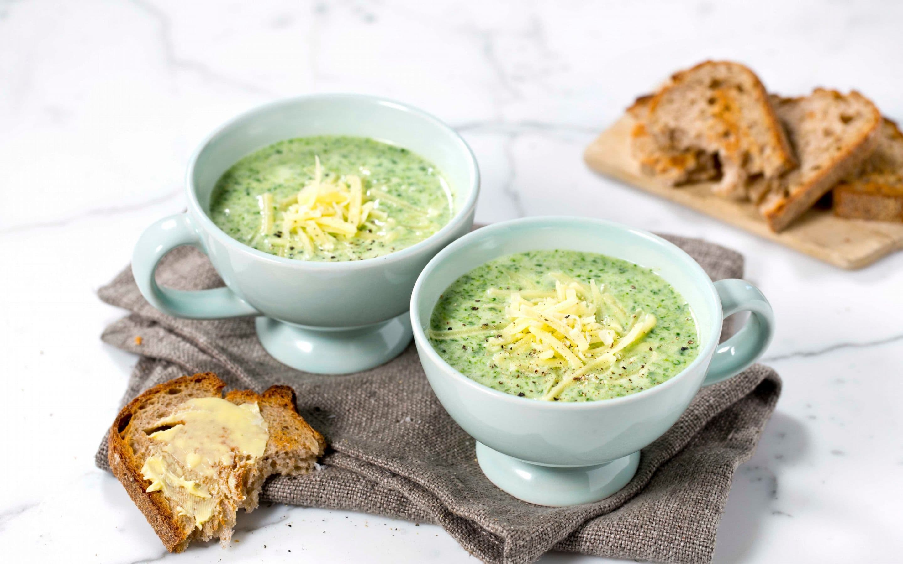Hjemmelaget spinatsuppe